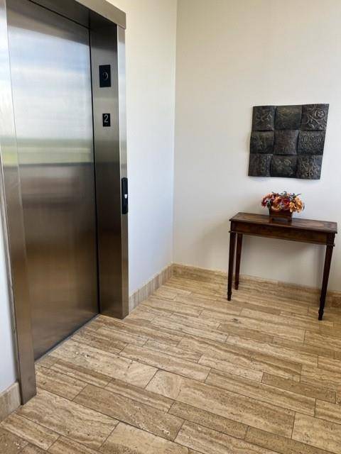 911 Ranch Road 620, Lakeway, TX 78734