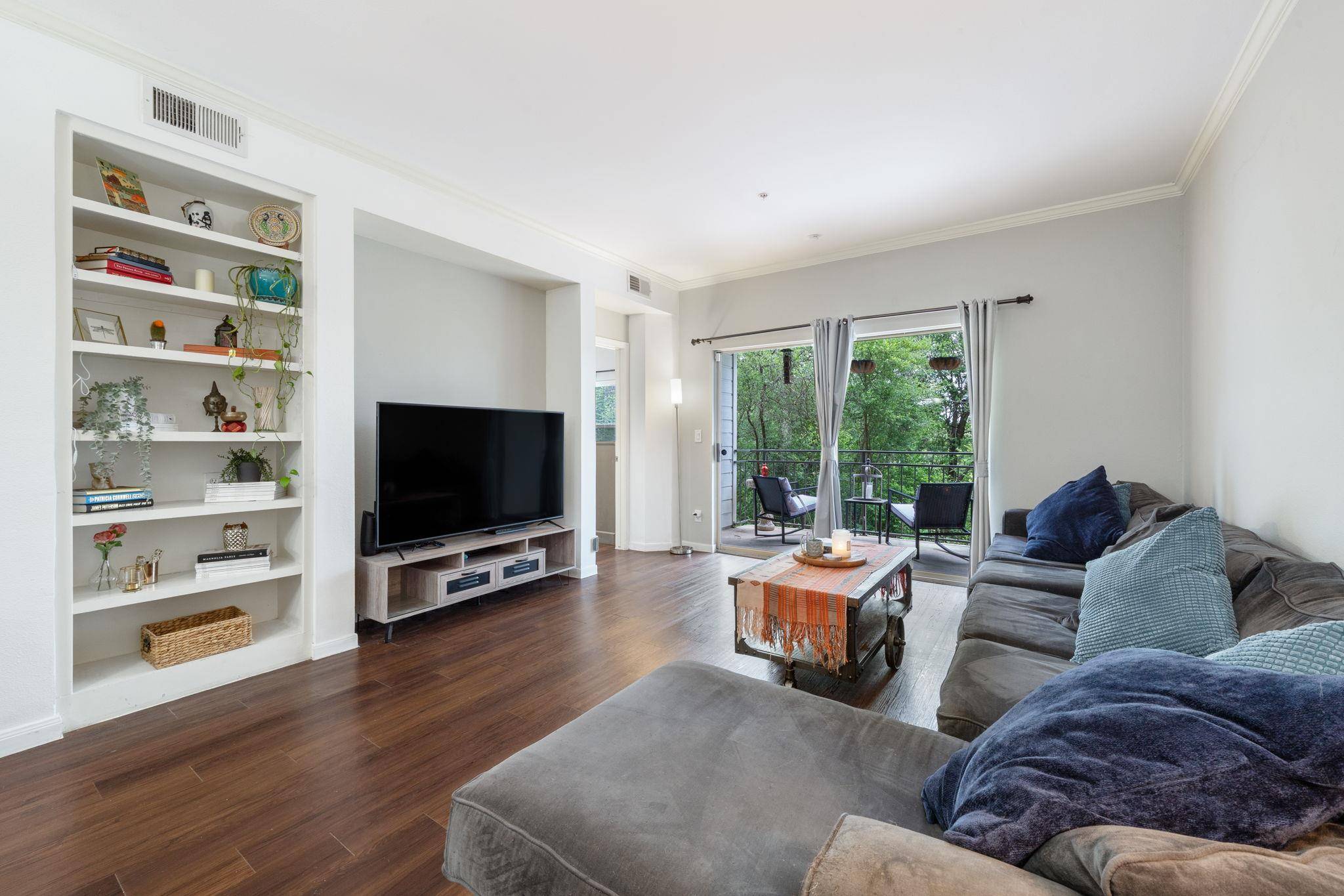 6000 Shepherd Mountain CV #613, Austin, TX 78730