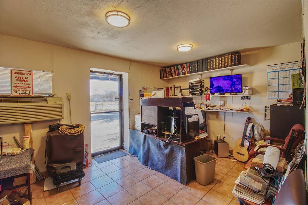 2627 Ackerman Rd, Kirby, TX 78219