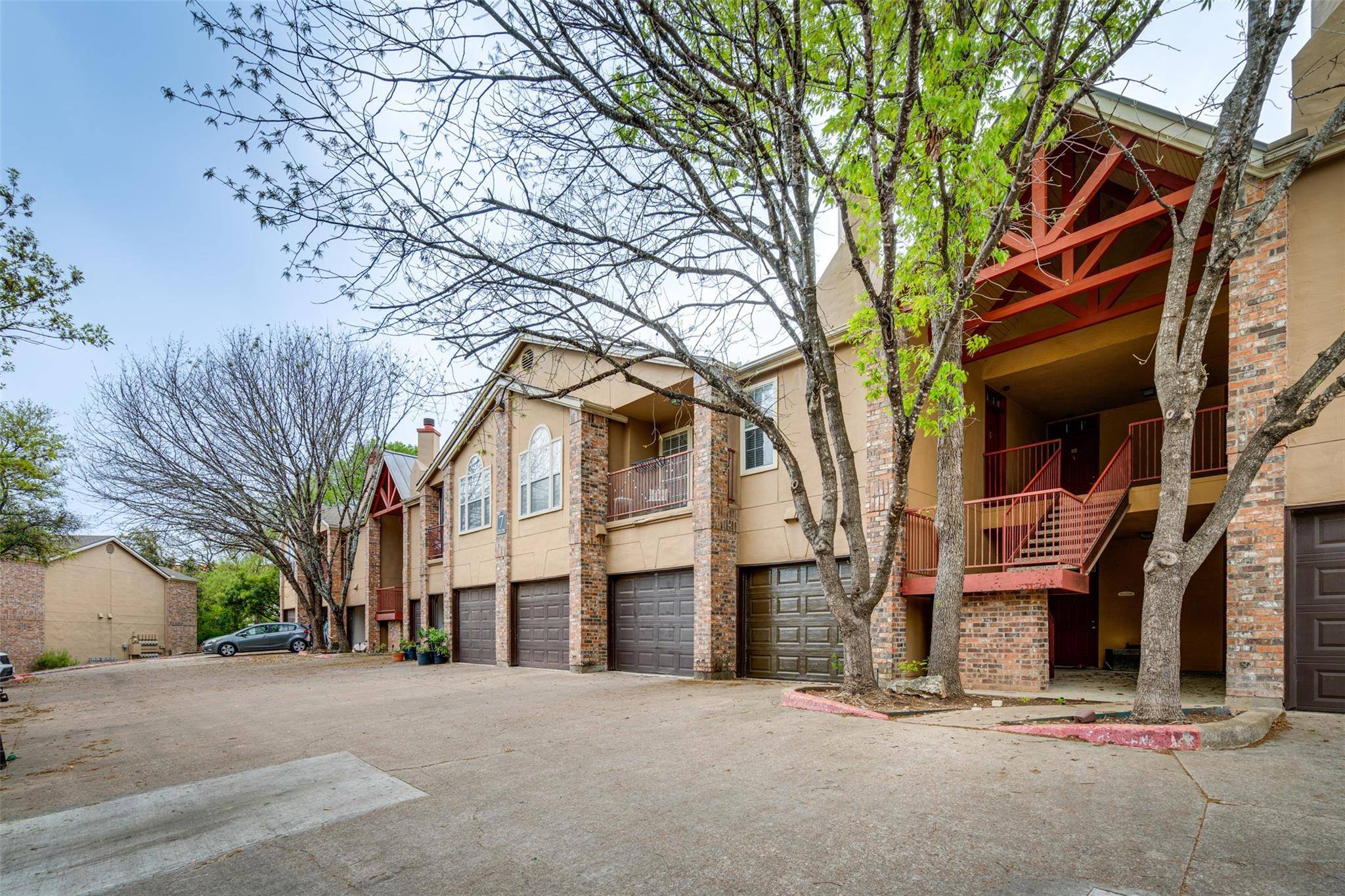 6804 N Capital Of TX HWY #411, Austin, TX 78750