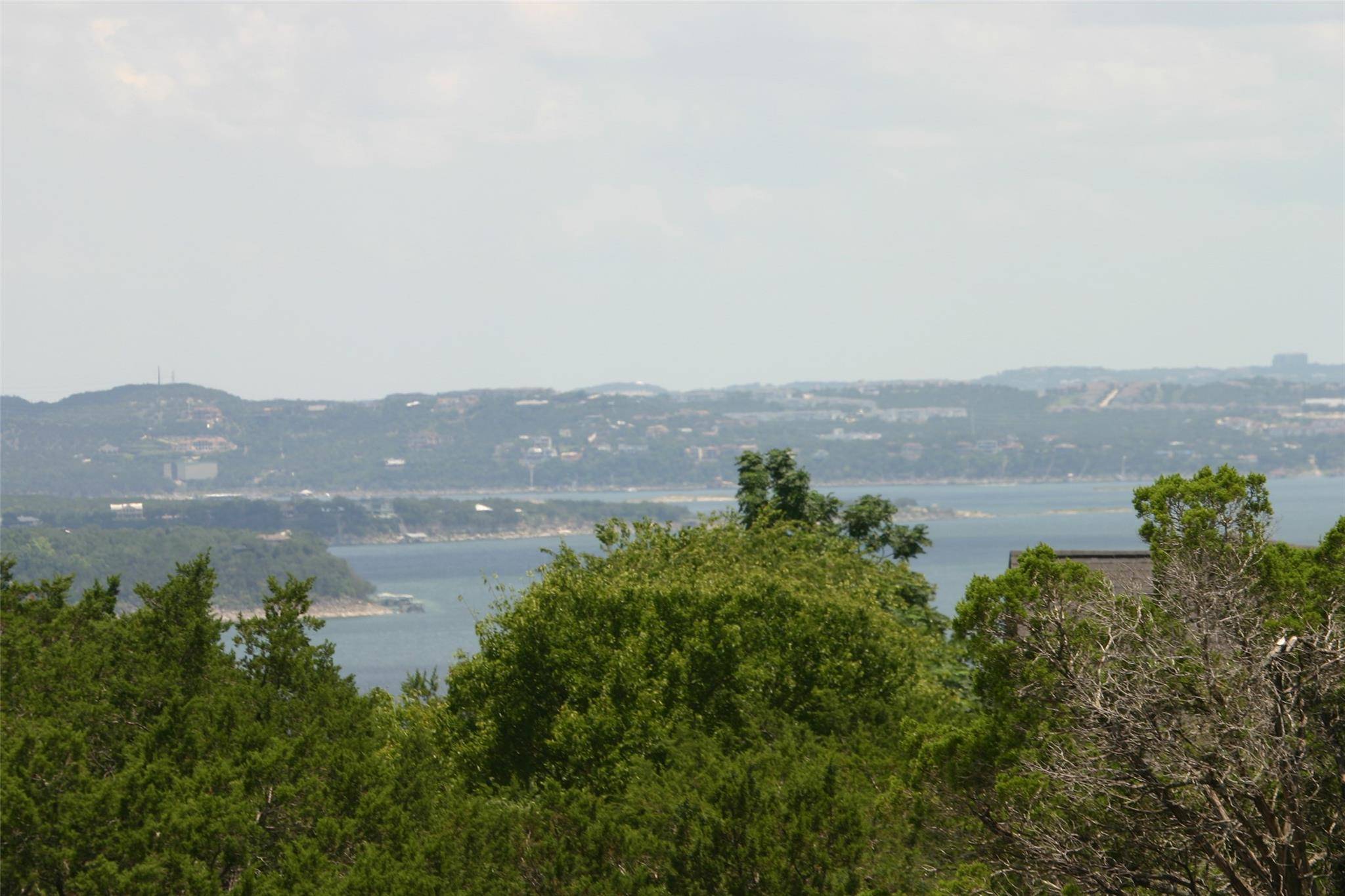 8403 Rock Cliff DR, Jonestown, TX 78645