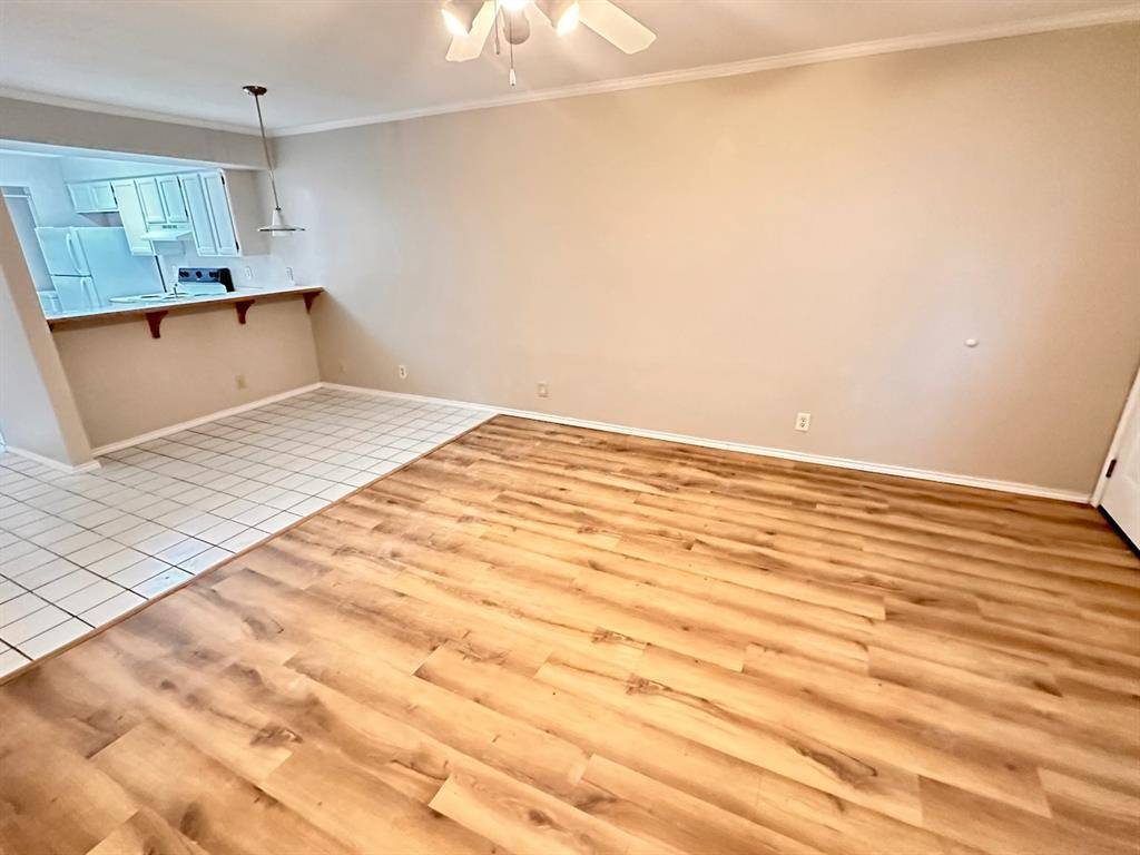2215 Post RD #1010, Austin, TX 78704