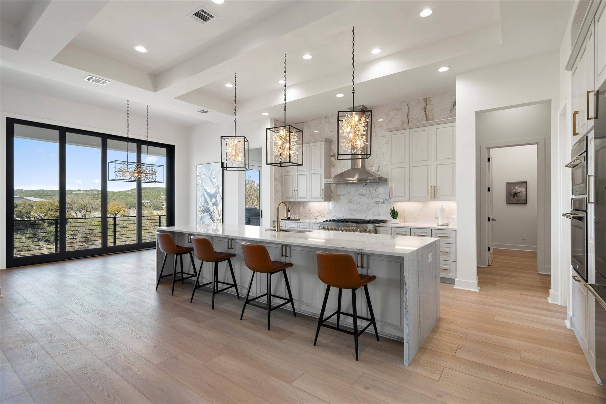 3113 Stableford CV, Spicewood, TX 78669