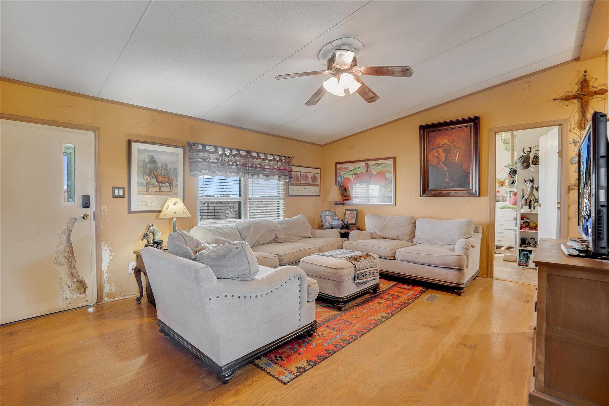 3007 County Road 303, Jarrell, TX 76537