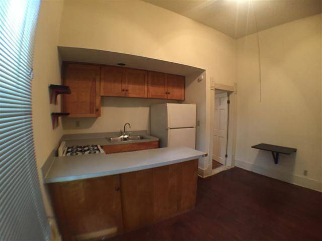 908 W 22nd ST #D, Austin, TX 78705