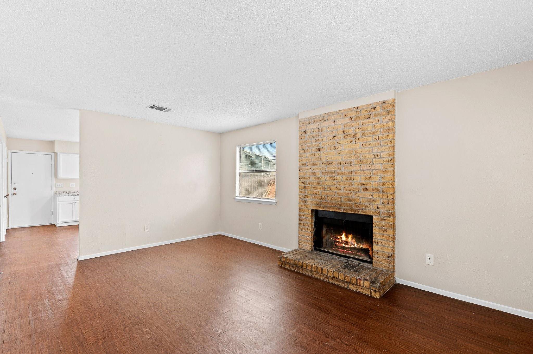 8412 Garcreek CIR #D, Austin, TX 78724