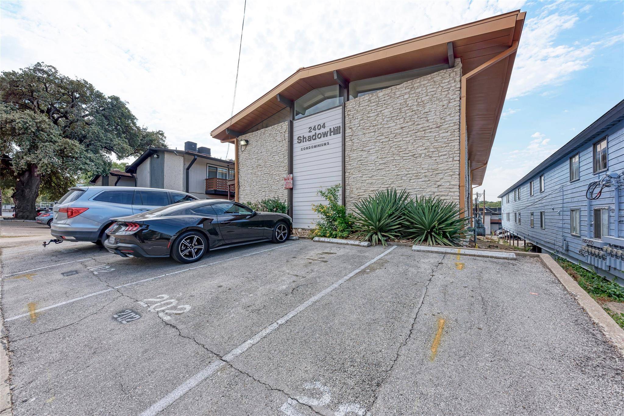 2404 Longview ST #101, Austin, TX 78705