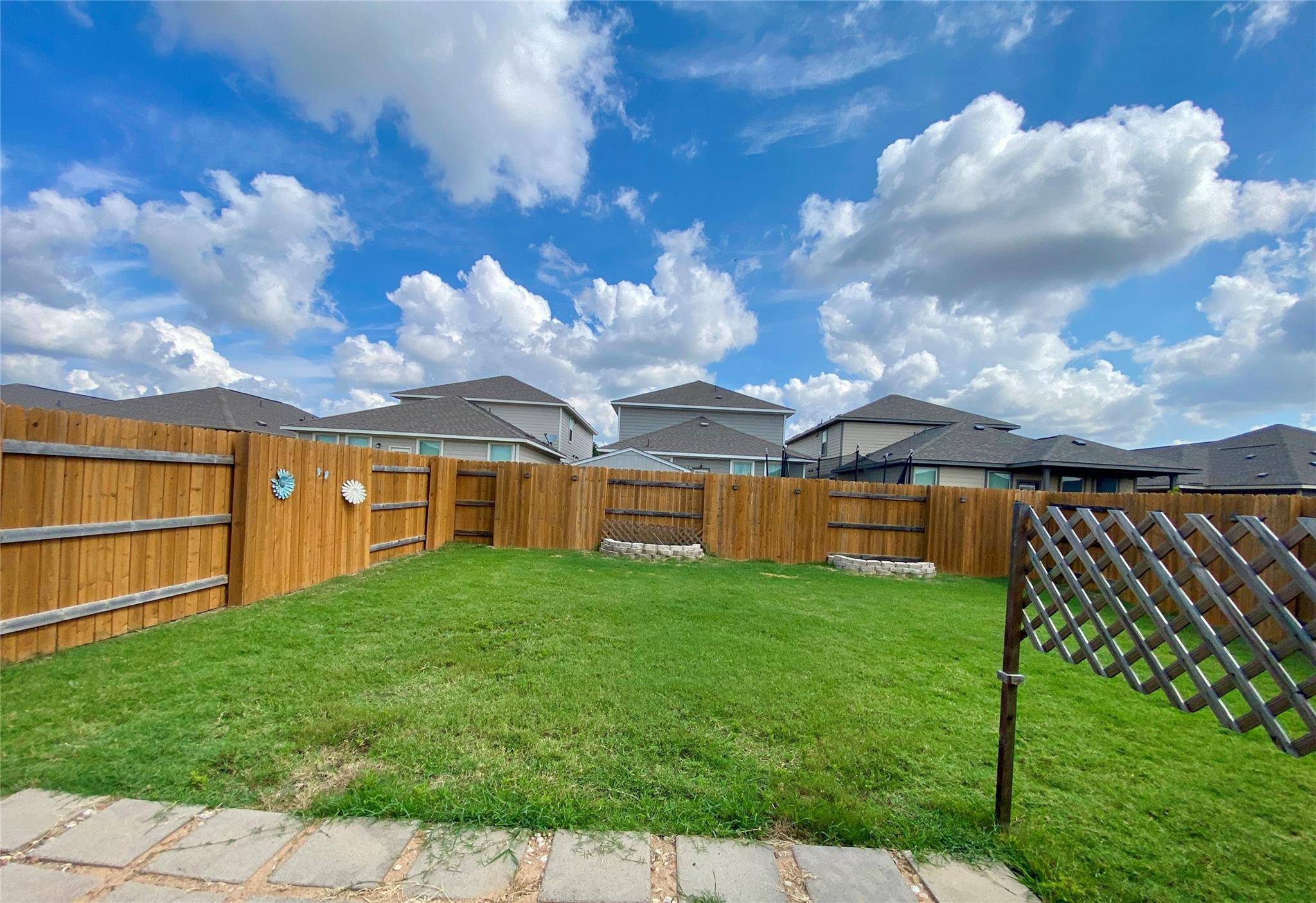 329 Trellis BLVD, Leander, TX 78641