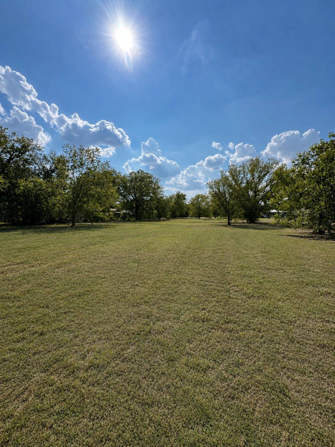 2210 Pecan ST, Bastrop, TX 78602