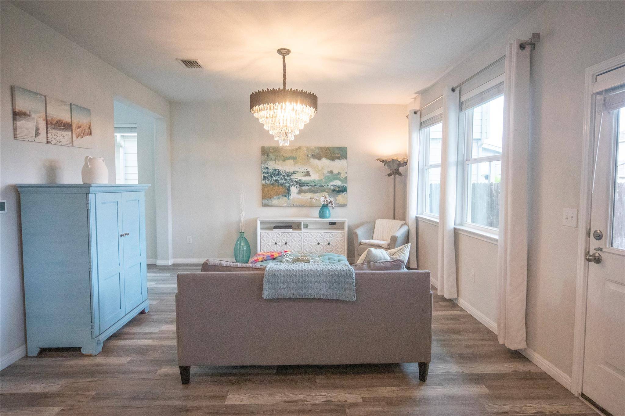 6224 Mary Lewis DR, Austin, TX 78747
