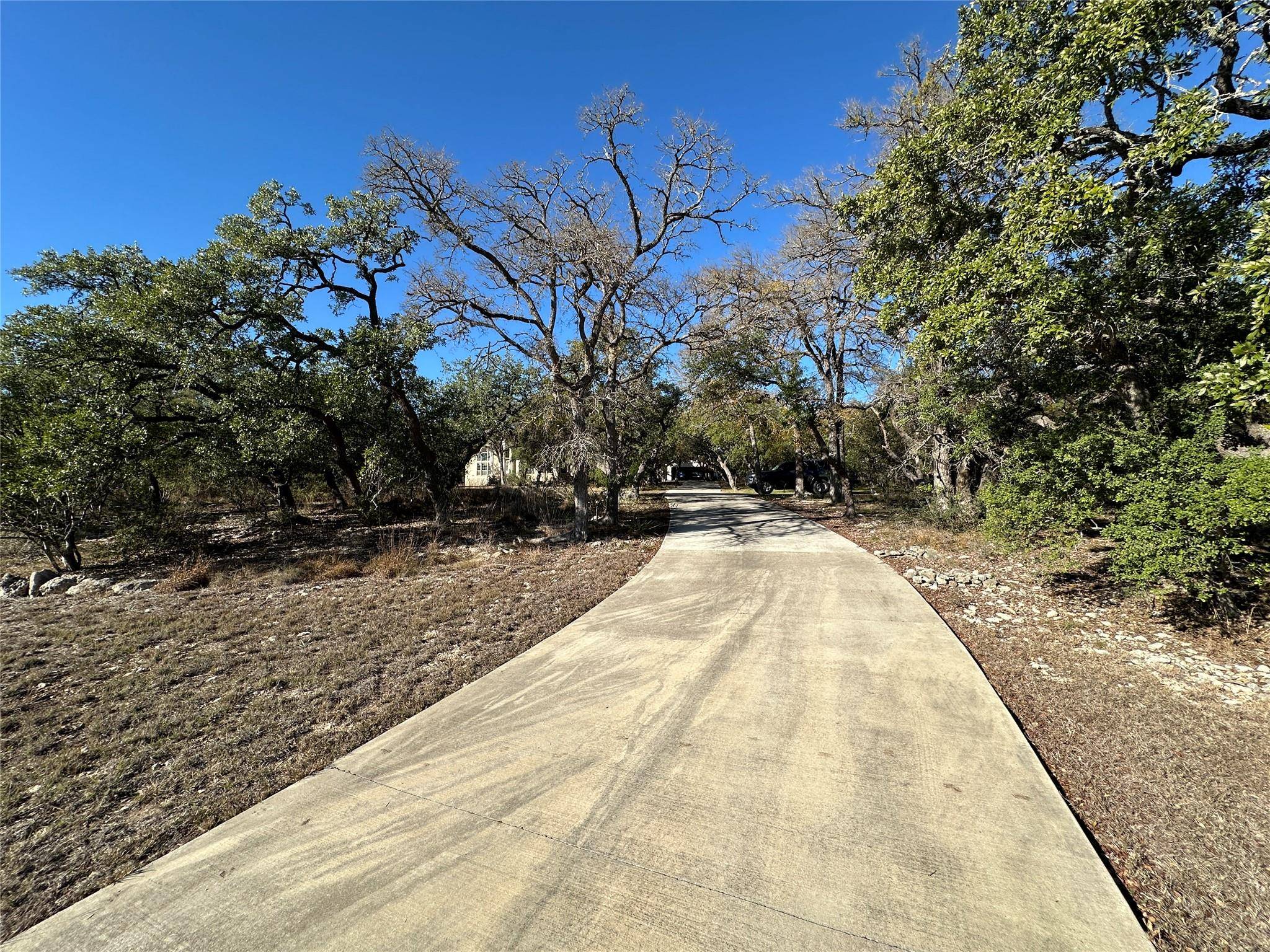 900 Wayside DR, Wimberley, TX 78676
