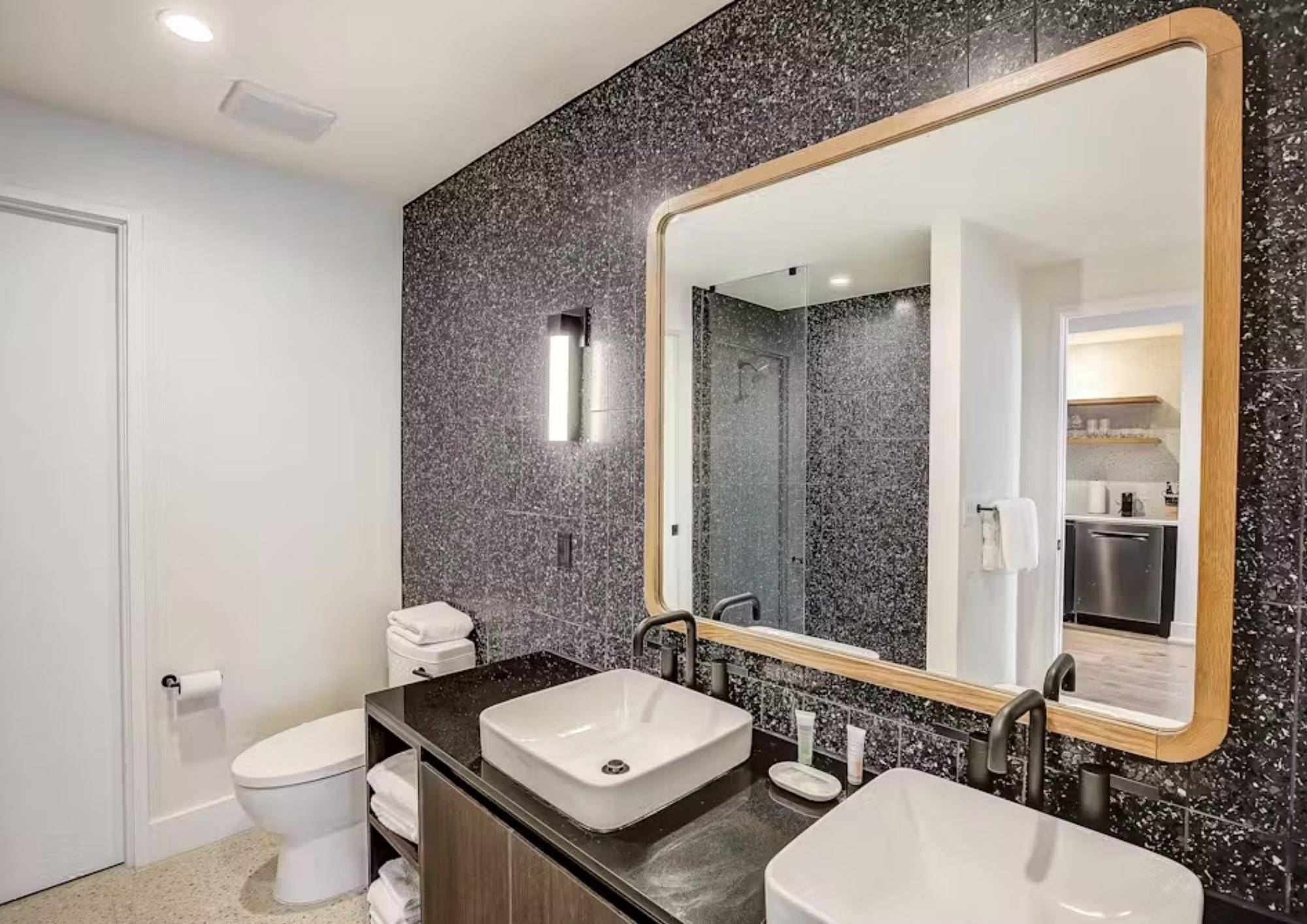 48 East Ave #1705, Austin, TX 78701