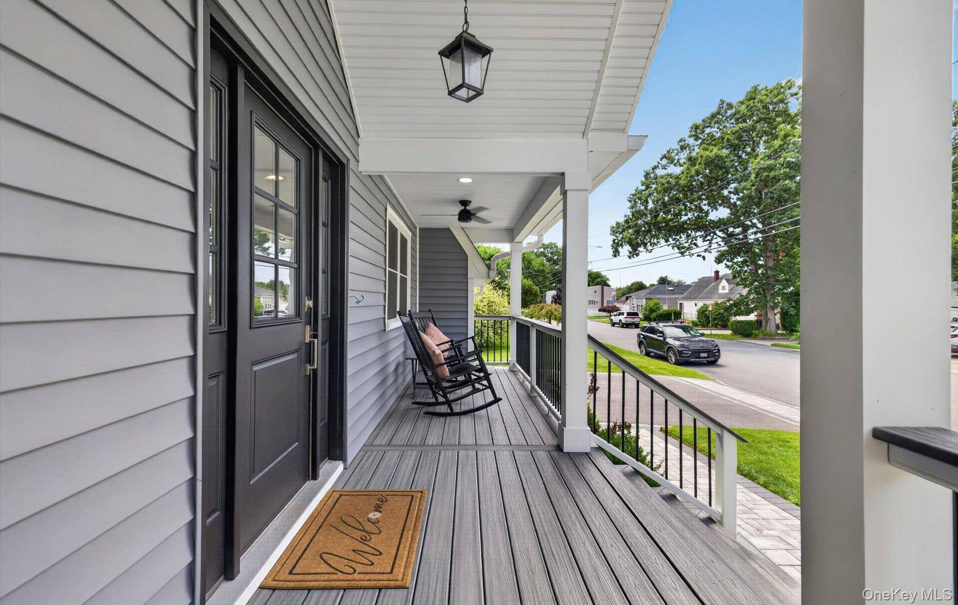 292 N Alleghany AVE, Lindenhurst, NY 11757