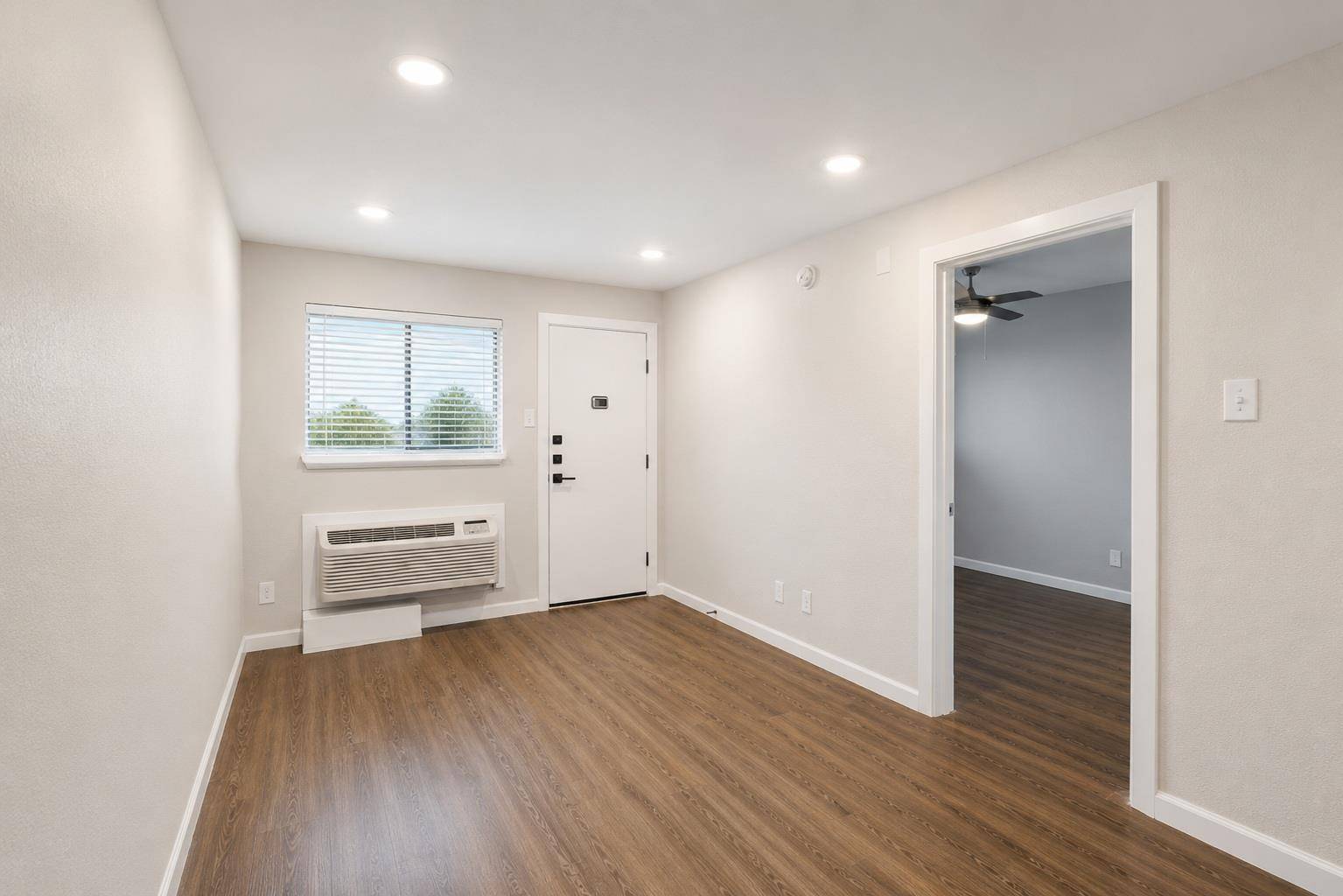 8214 N Interstate 35 SVRD SB HWY, Austin, TX 78753