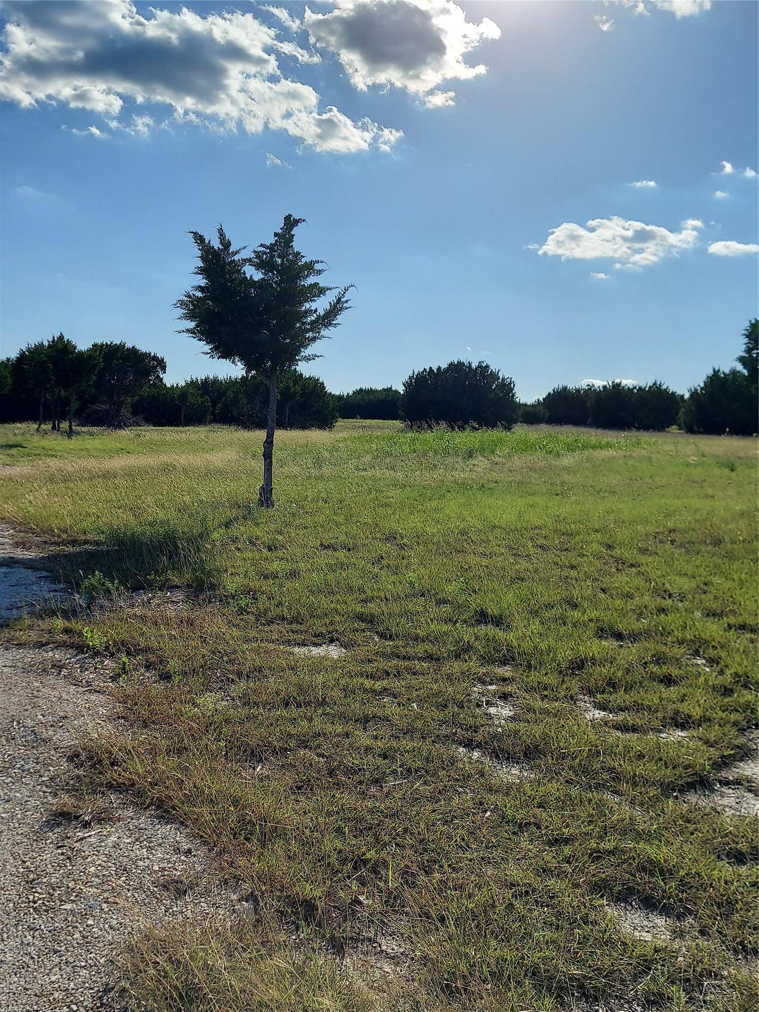 906 County Road 154, Georgetown, TX 78626