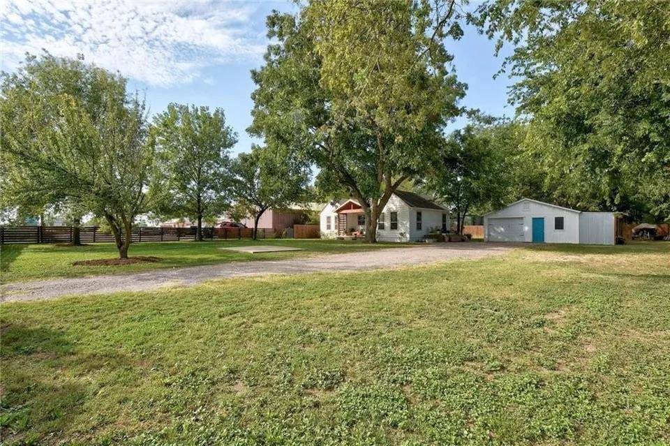 19107 Fm 969 RD, Webberville, TX 78653
