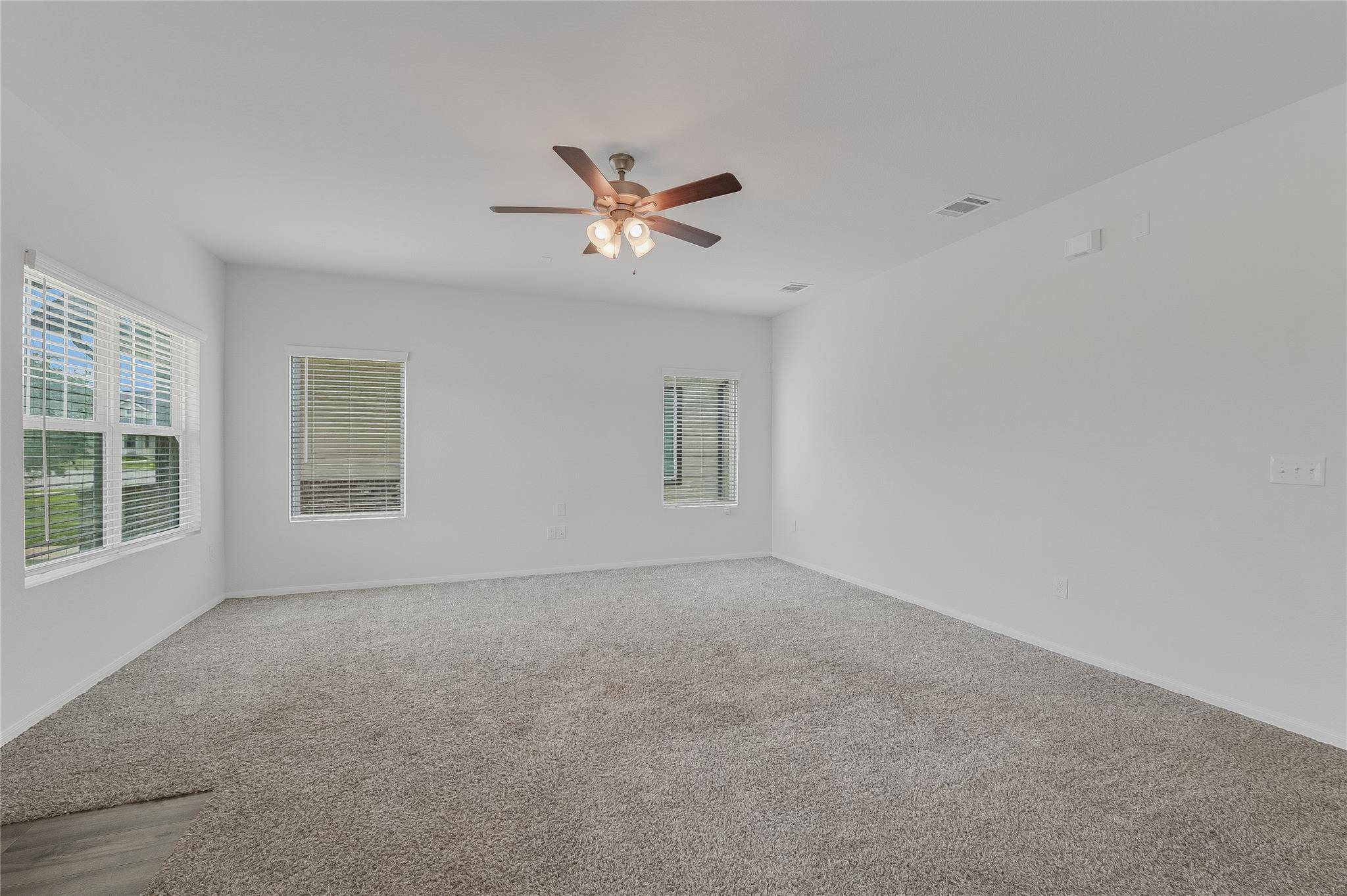 133 Everglades DR, Kyle, TX 78640