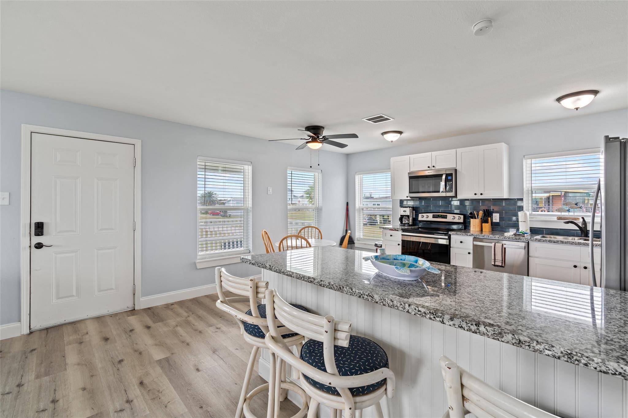 3929 4th ST, Galveston, TX 77554