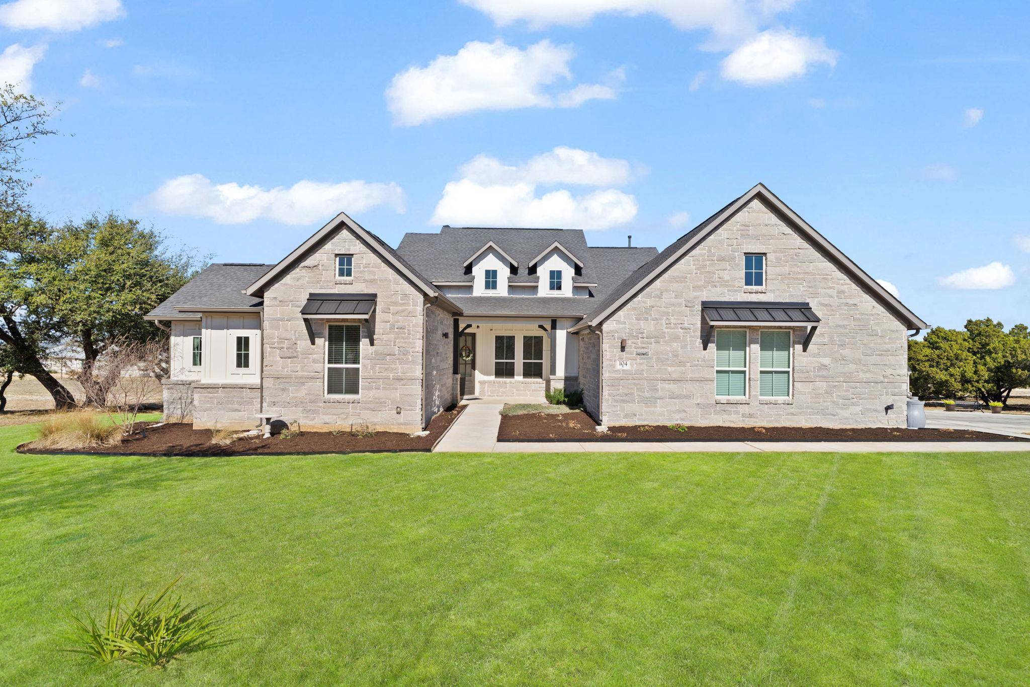 104 Rock Bend Court Rock Bend CT, Marble Falls, TX 78654