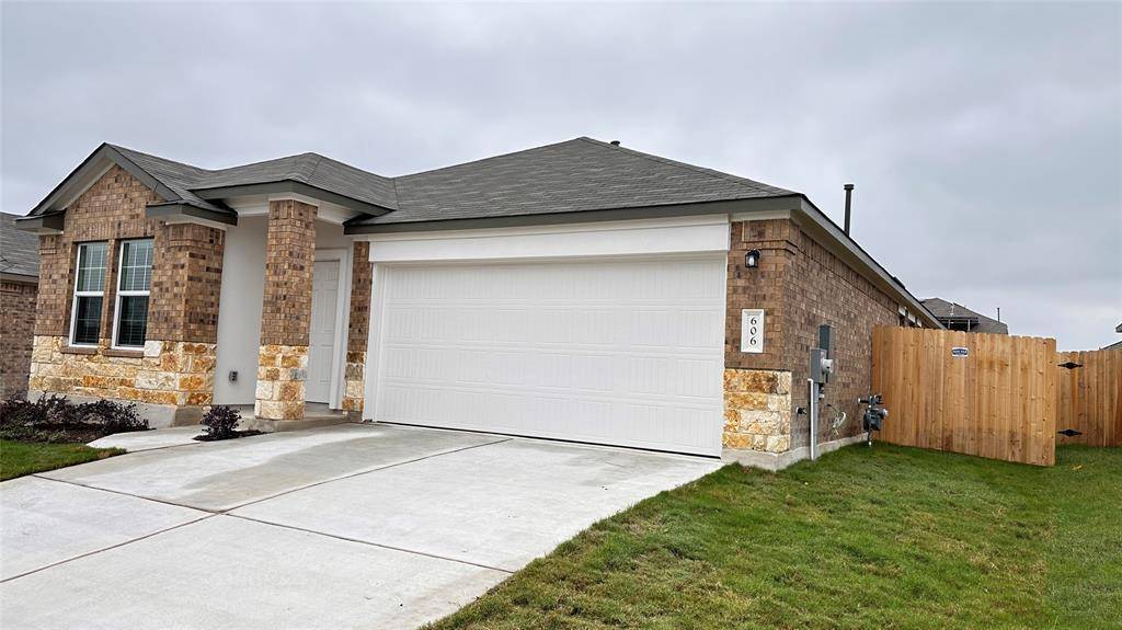 606 Arnage DR, Hutto, TX 78634