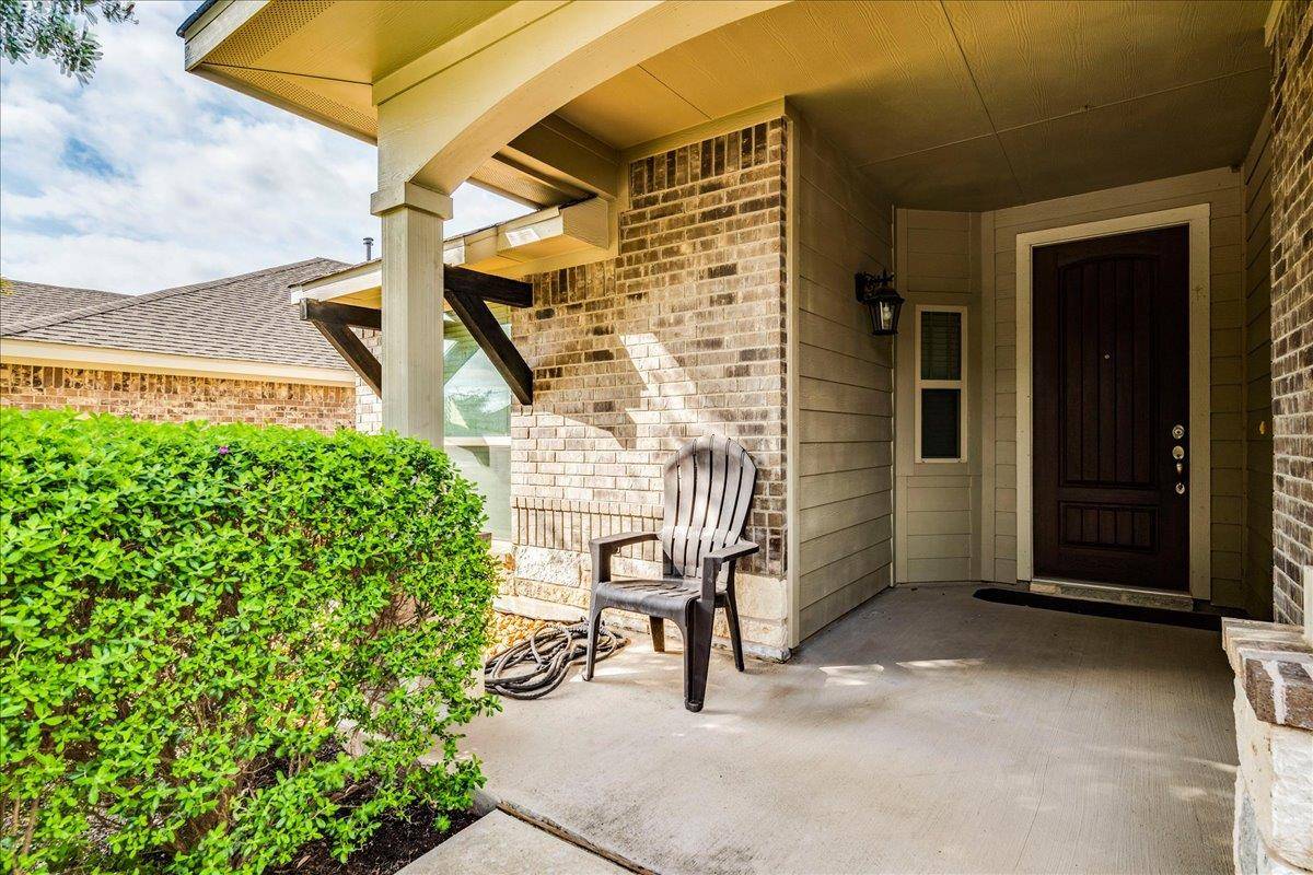 124 Compass LN, Kyle, TX 78640