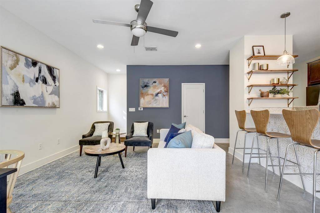 2101 Montopolis DR #10, Austin, TX 78741