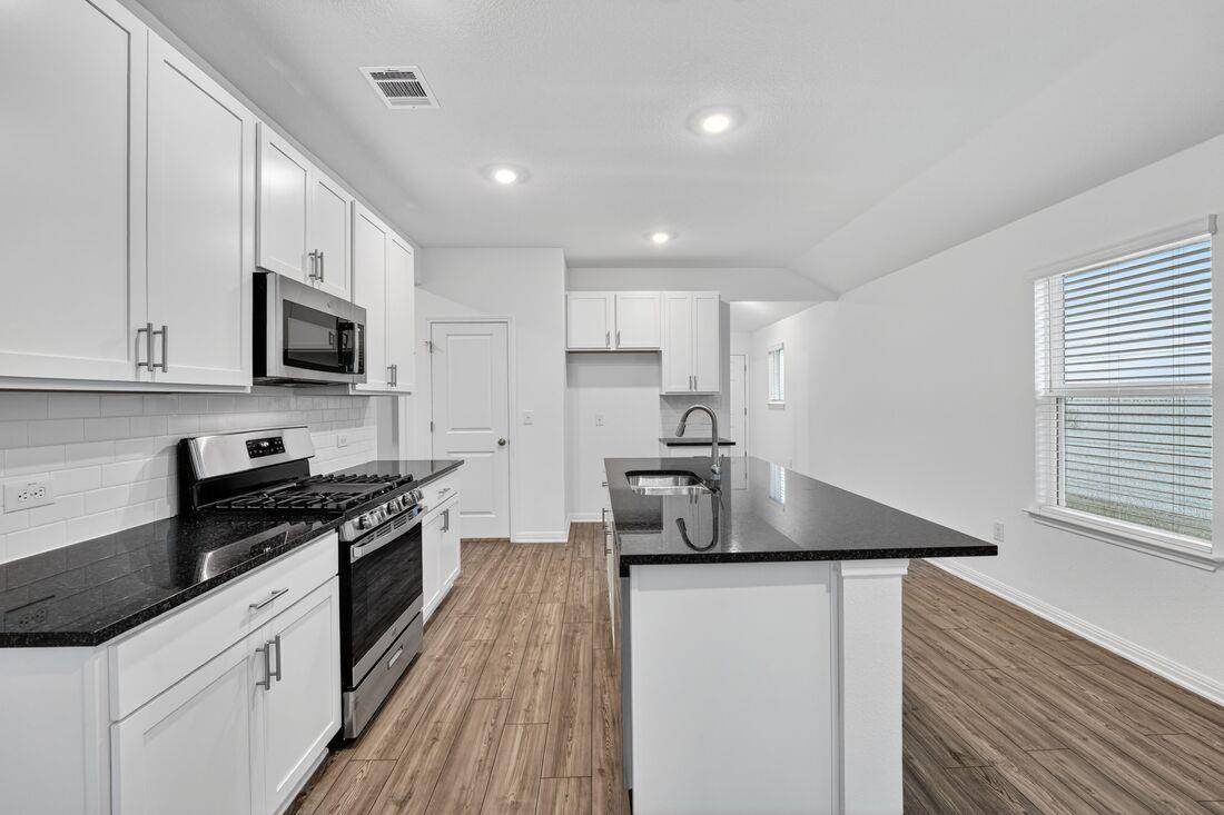 14130 Edna Maxine WALK, Del Valle, TX 78617