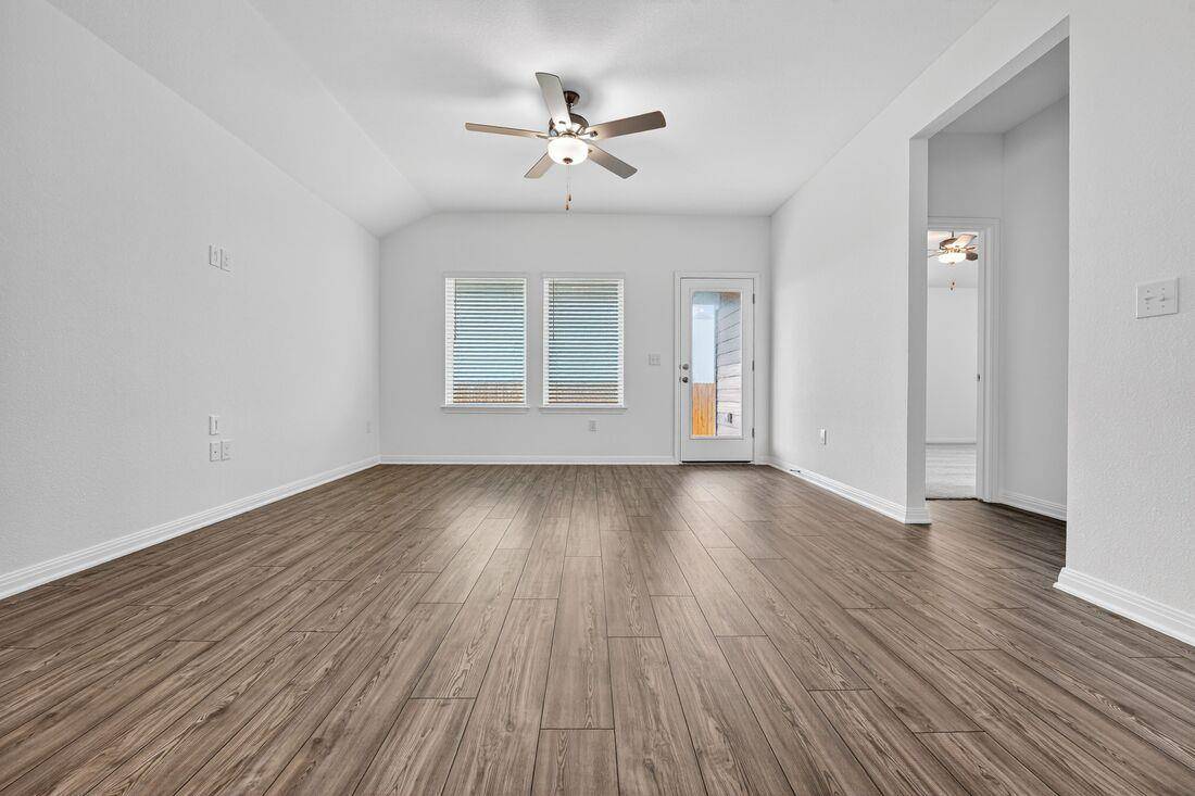 14130 Edna Maxine WALK, Del Valle, TX 78617
