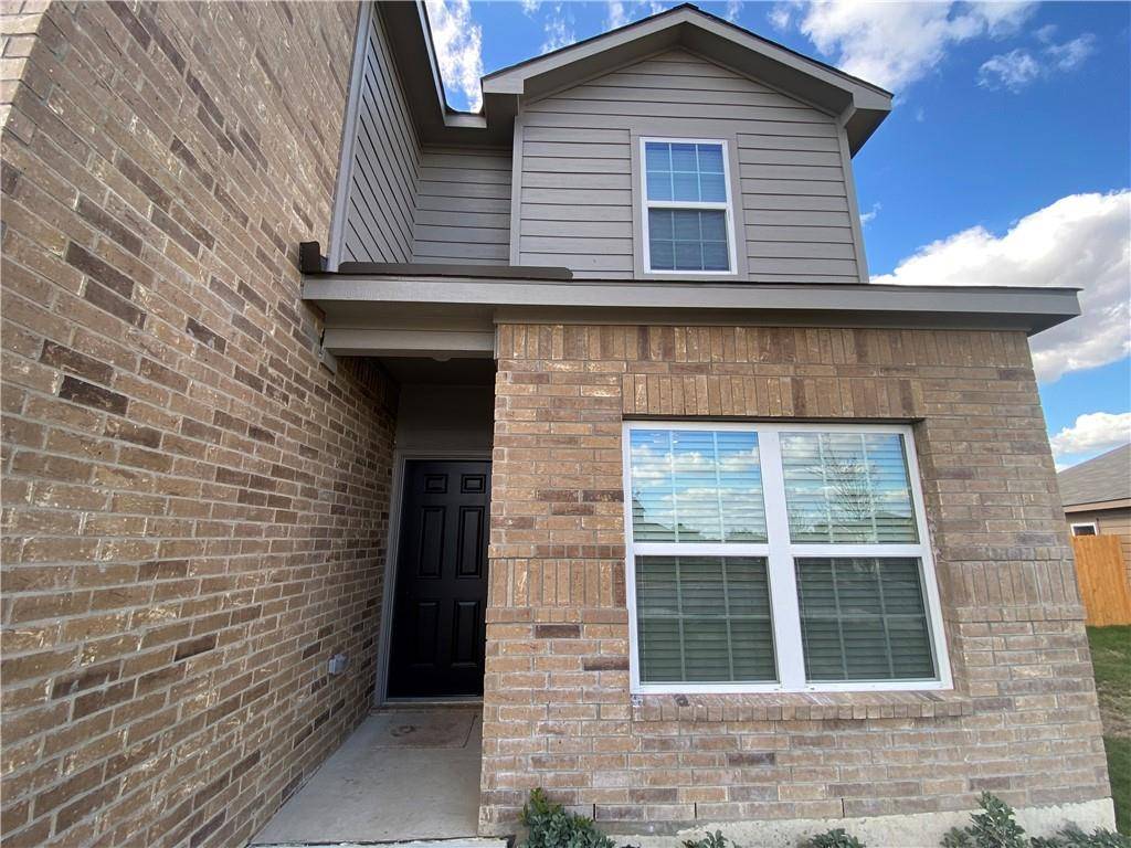 105 Brunswick LN, Jarrell, TX 76537