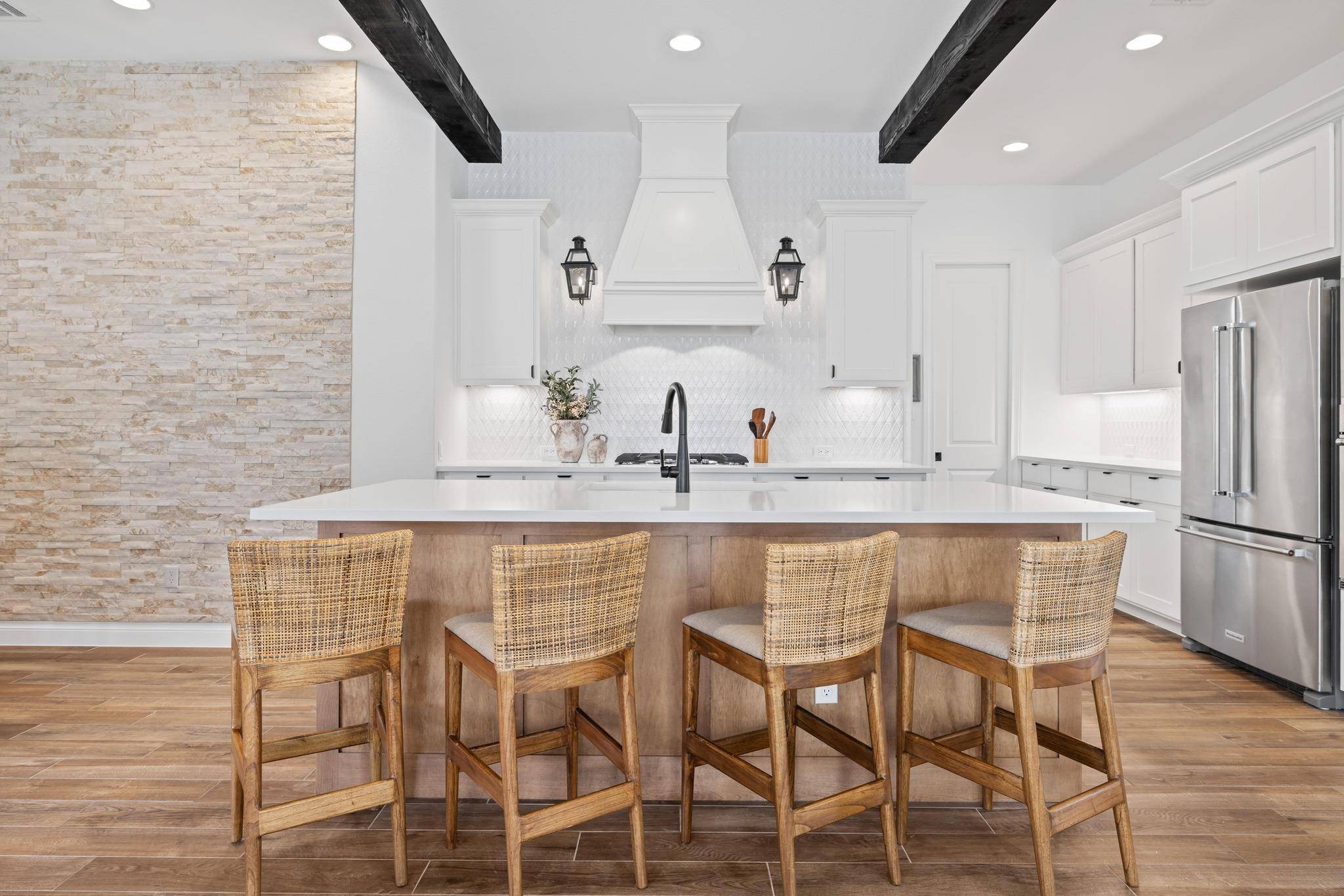 925 Indian Hawthorne DR #GH-39, Georgetown, TX 78628