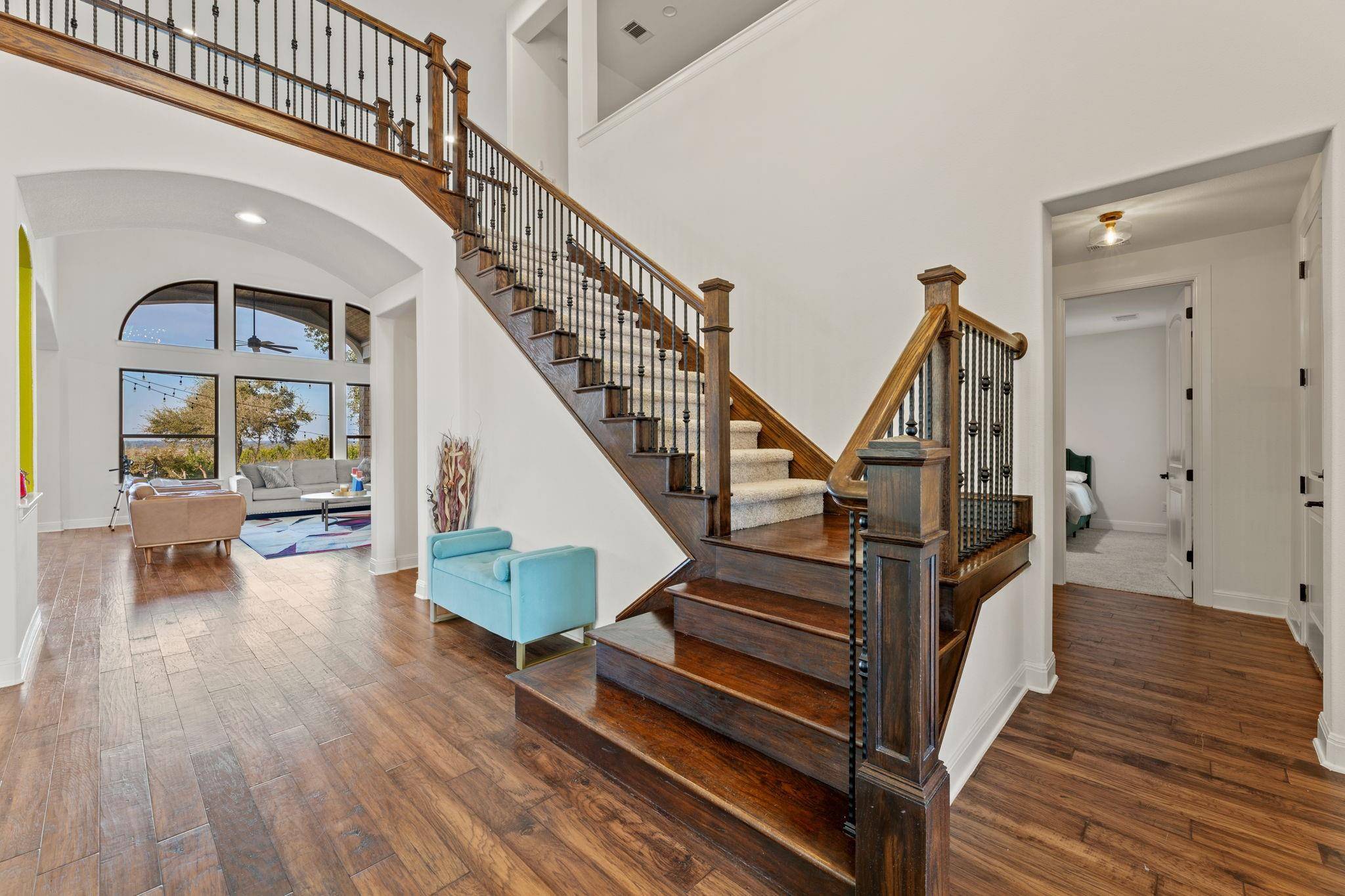 3013 Vista Heights DR, Leander, TX 78641