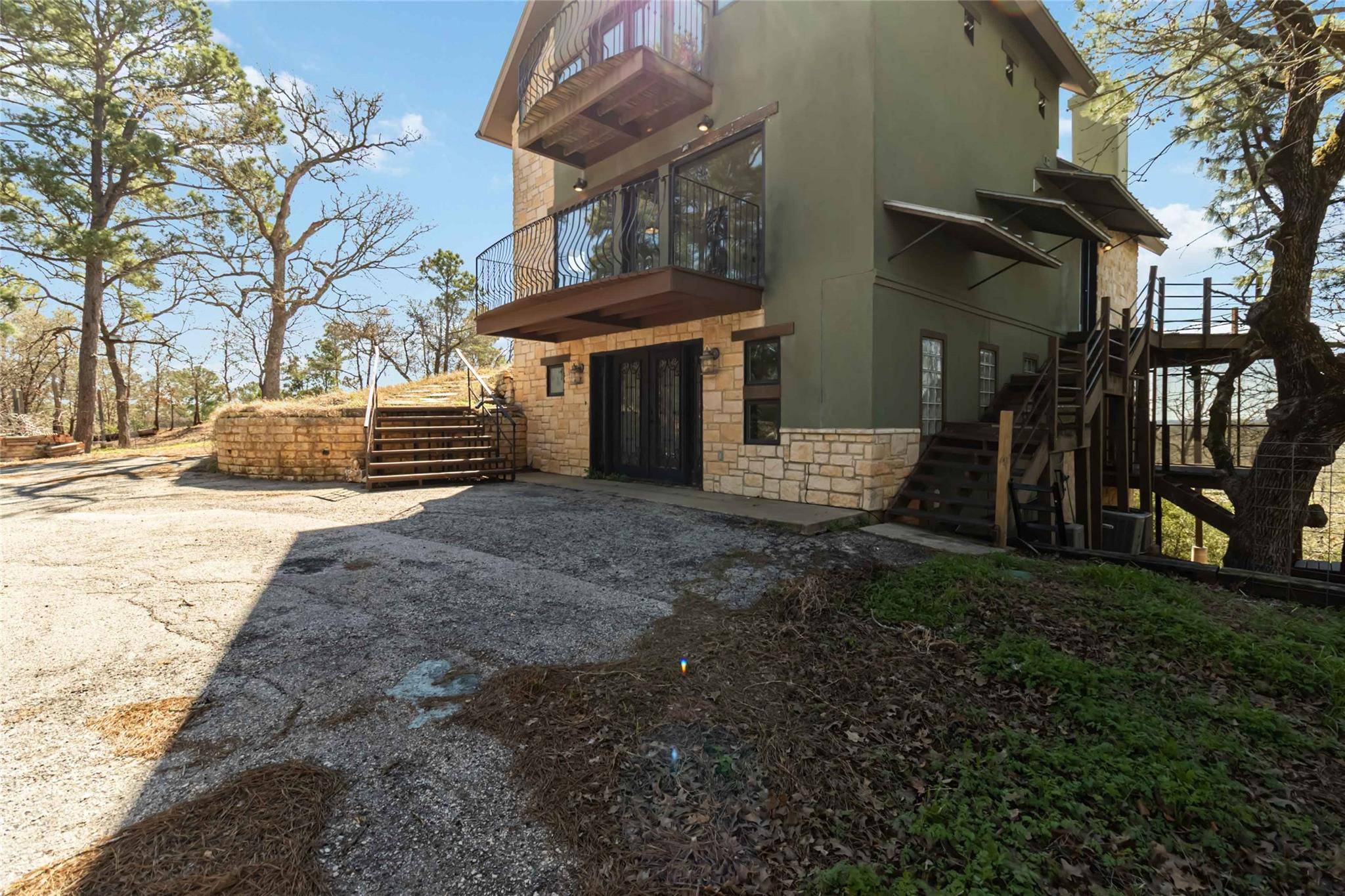 128 Kaupo DR, Bastrop, TX 78602
