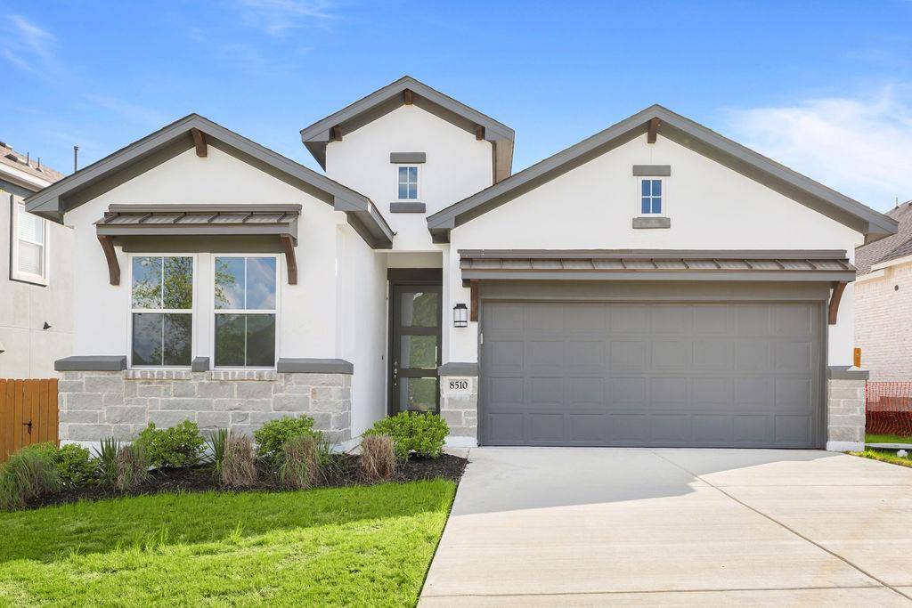 8521 Pine Muhly DR, Lago Vista, TX 78645