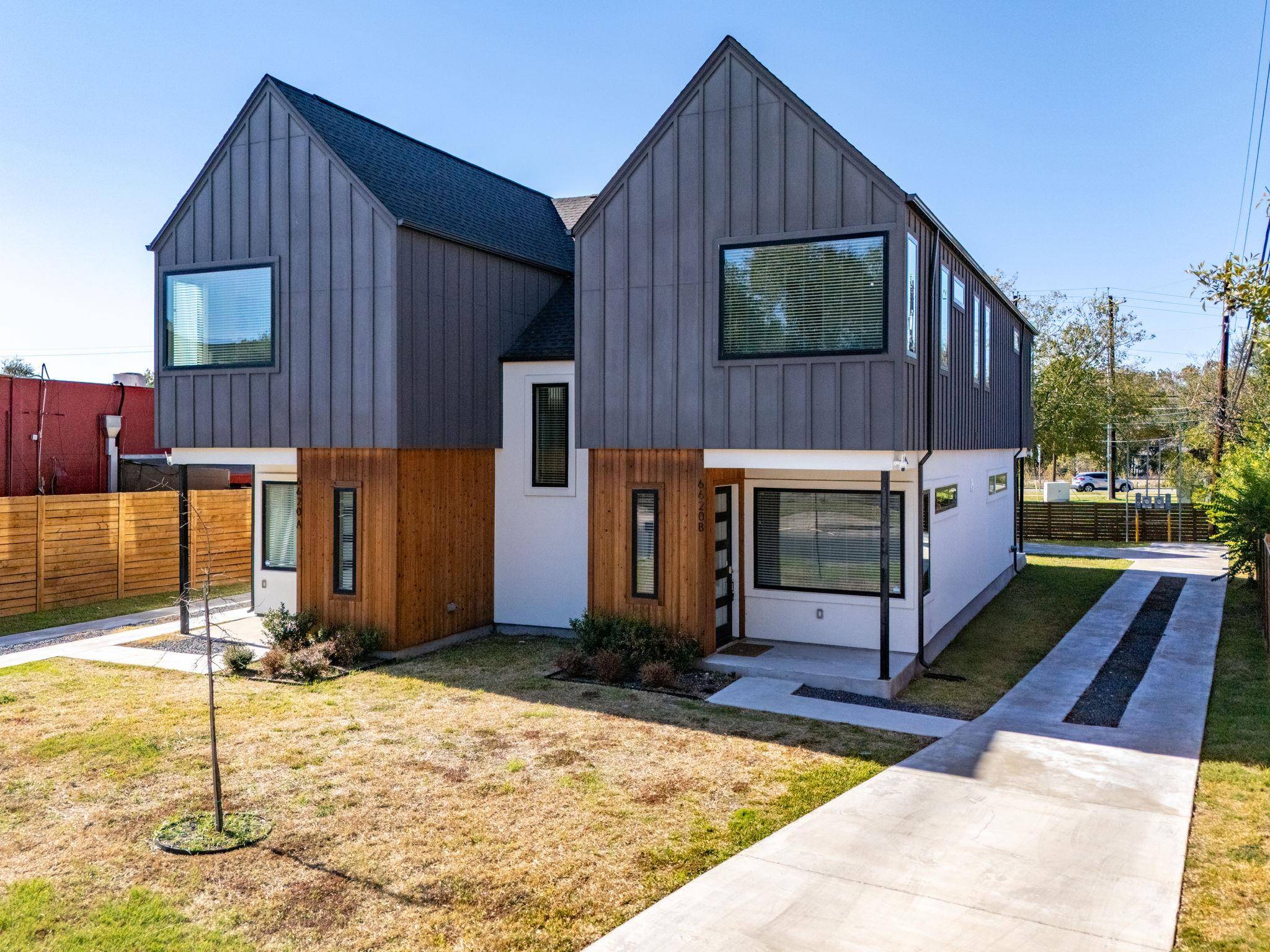 6620 Isabelle DR #B, Austin, TX 78752