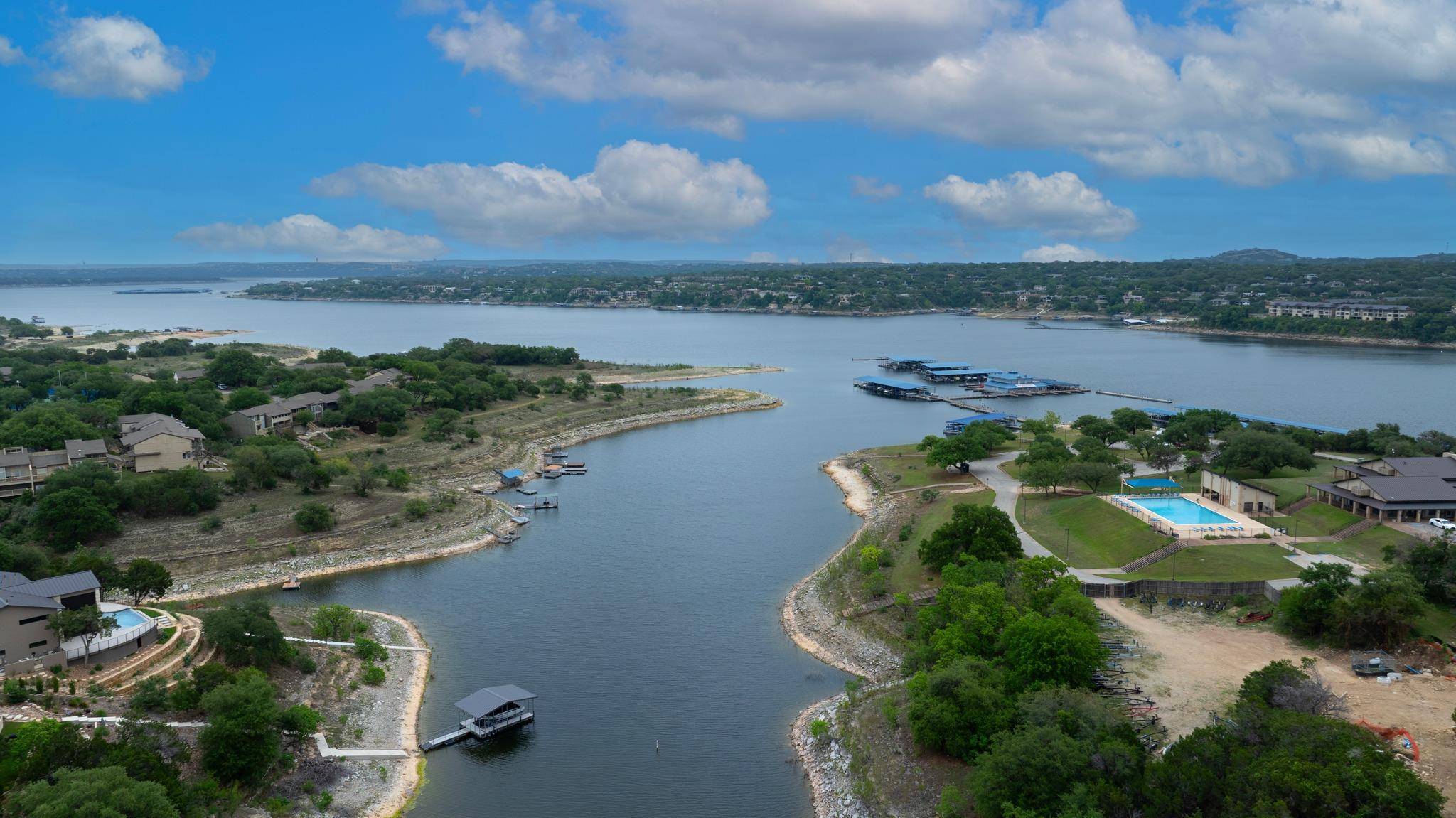 537 Venture BLVD S, Point Venture, TX 78645