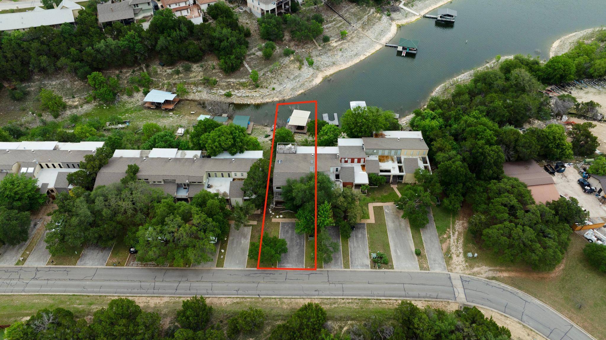 537 Venture BLVD S, Point Venture, TX 78645
