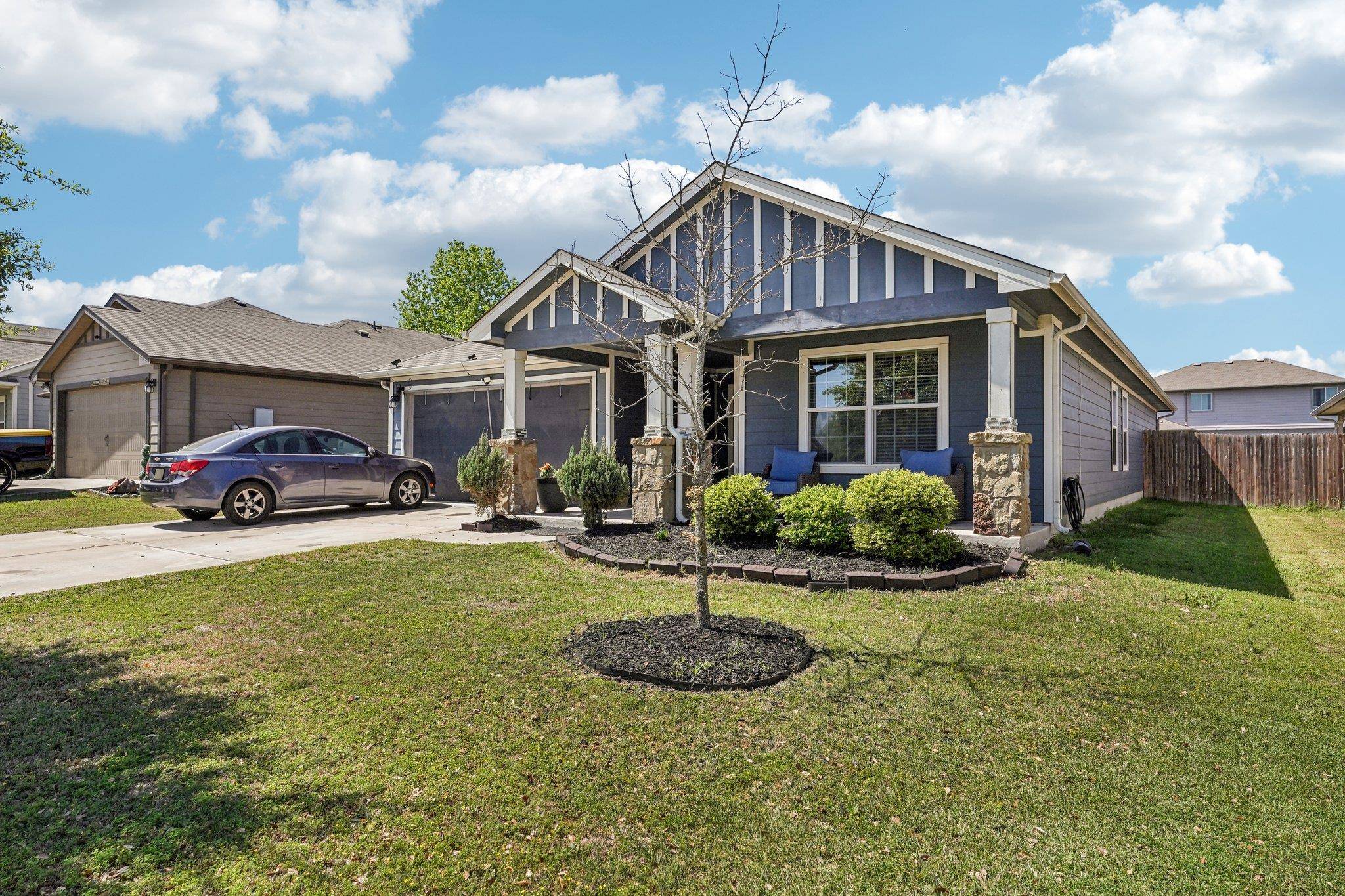 308 Nueces River TRL, Hutto, TX 78634