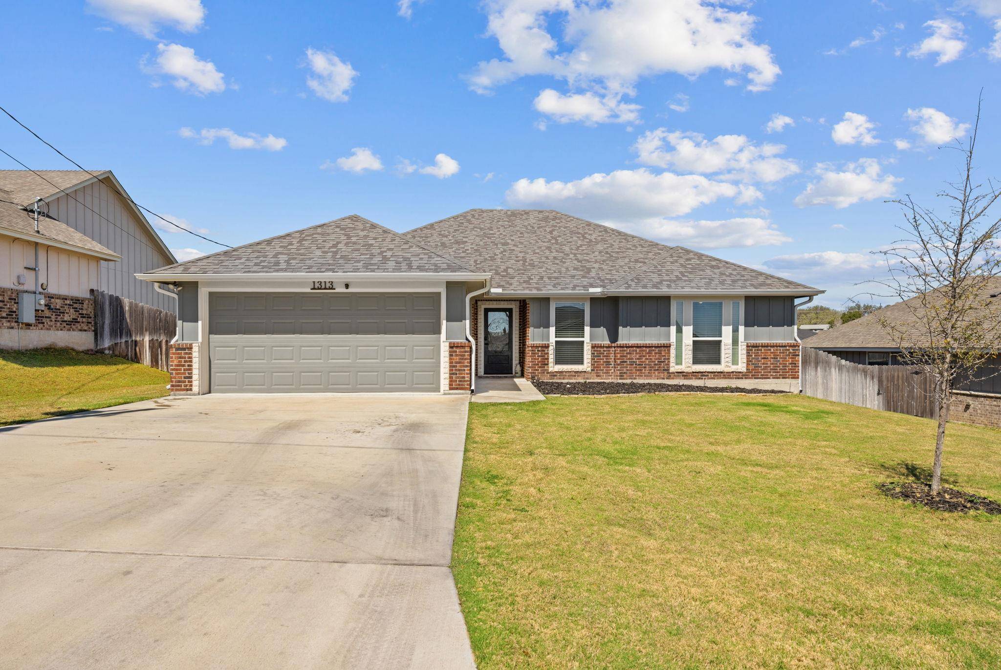 1313 Sandstone CV, Lampasas, TX 76550