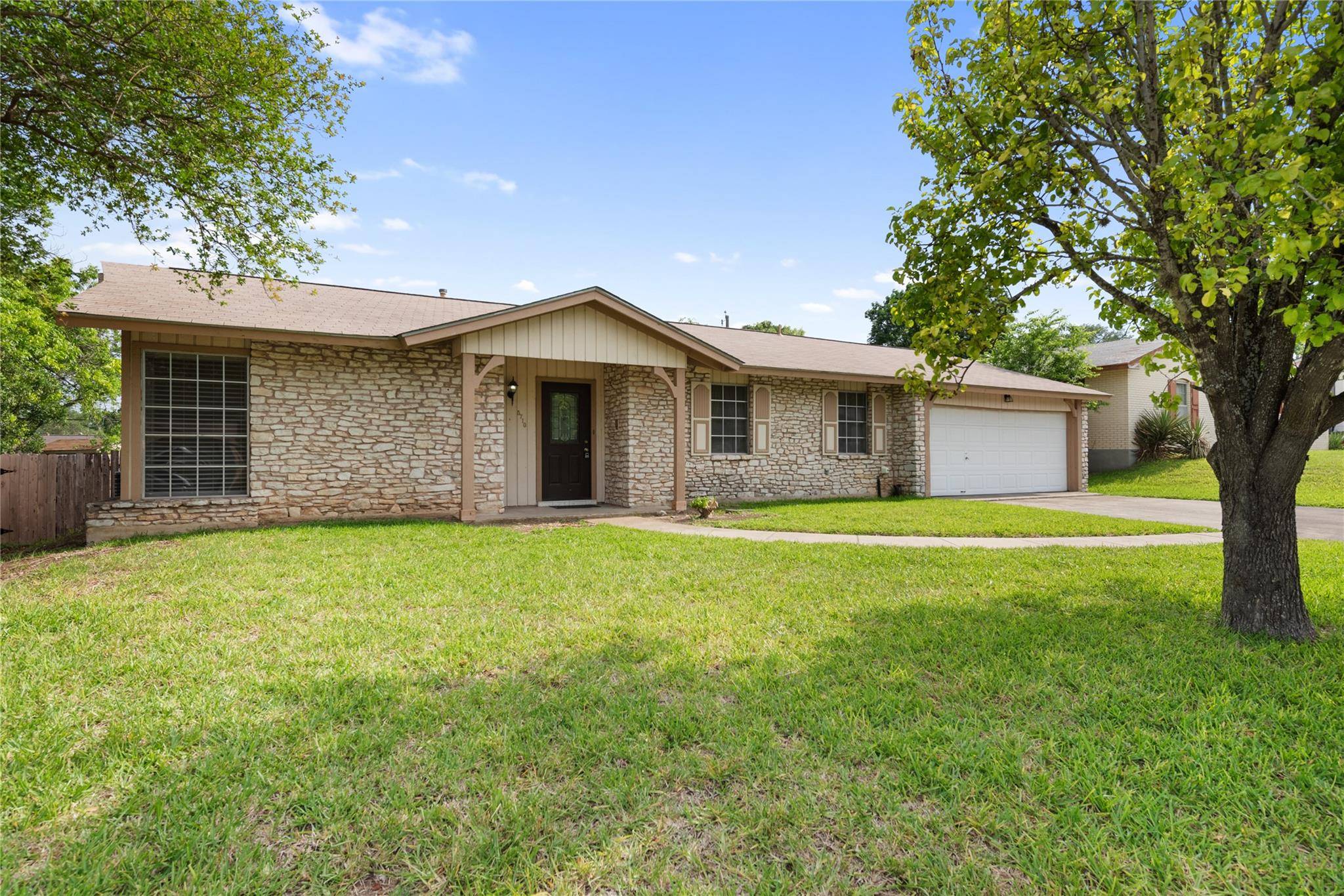 5710 Prentiss DR, San Antonio, TX 78240