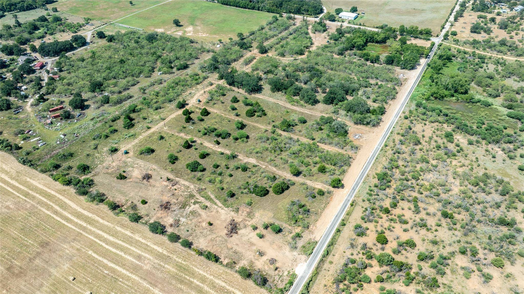 1665 Witter RD, Dale, TX 78616