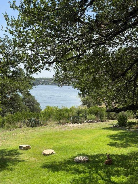 133 Comanche PT, Point Venture, TX 78645