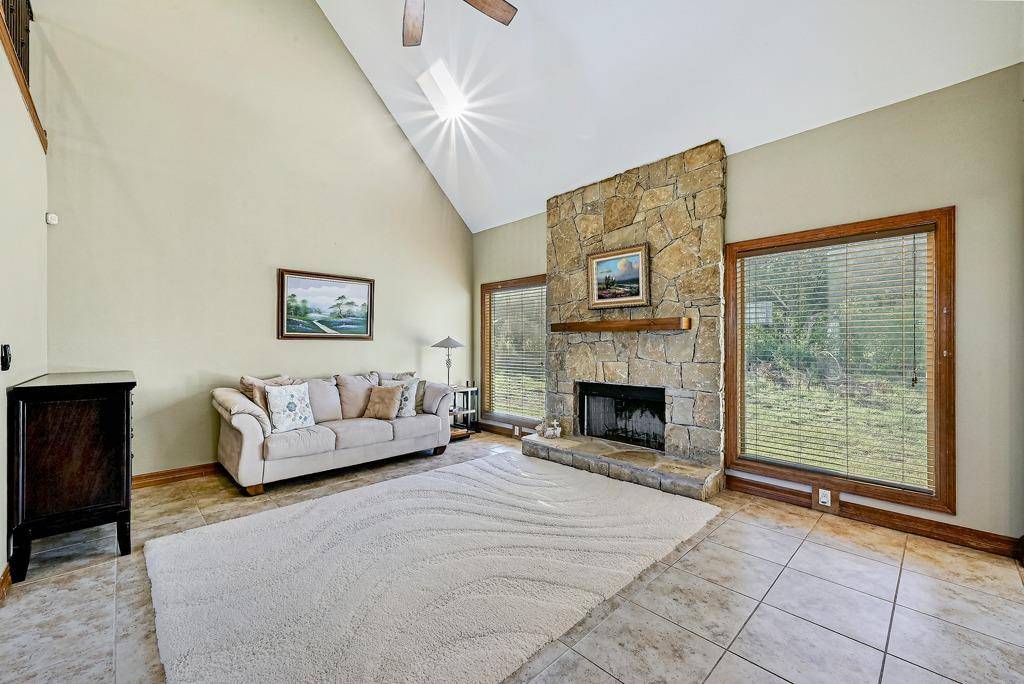 2900 Hi Mesa, Horseshoe Bay, TX 78657