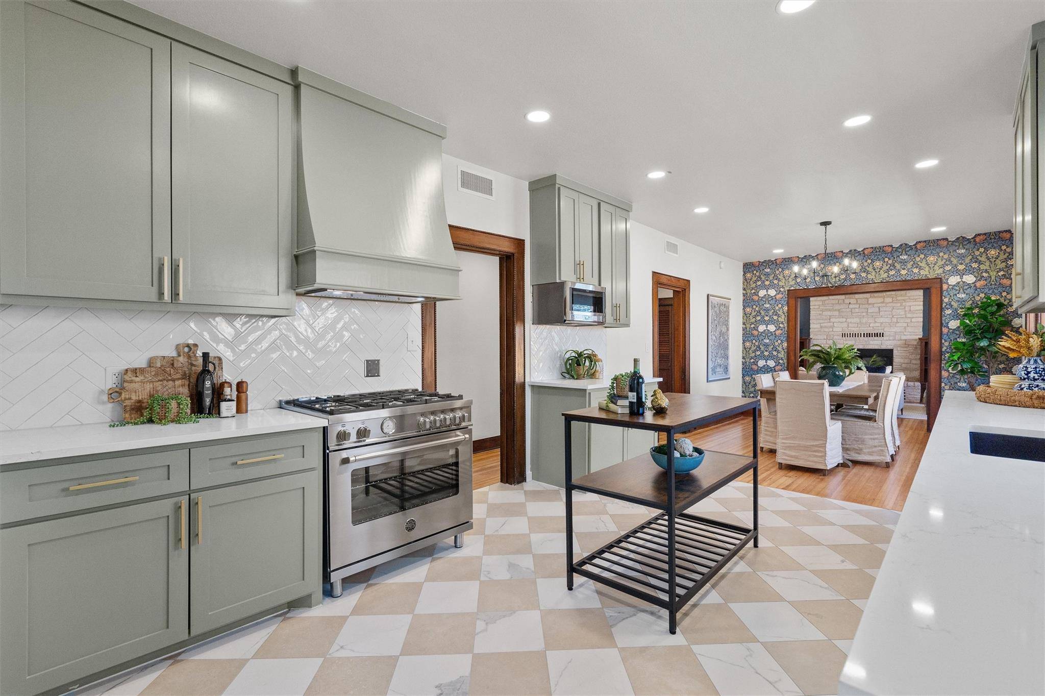 1605 S Austin Ave, Georgetown, TX 78626