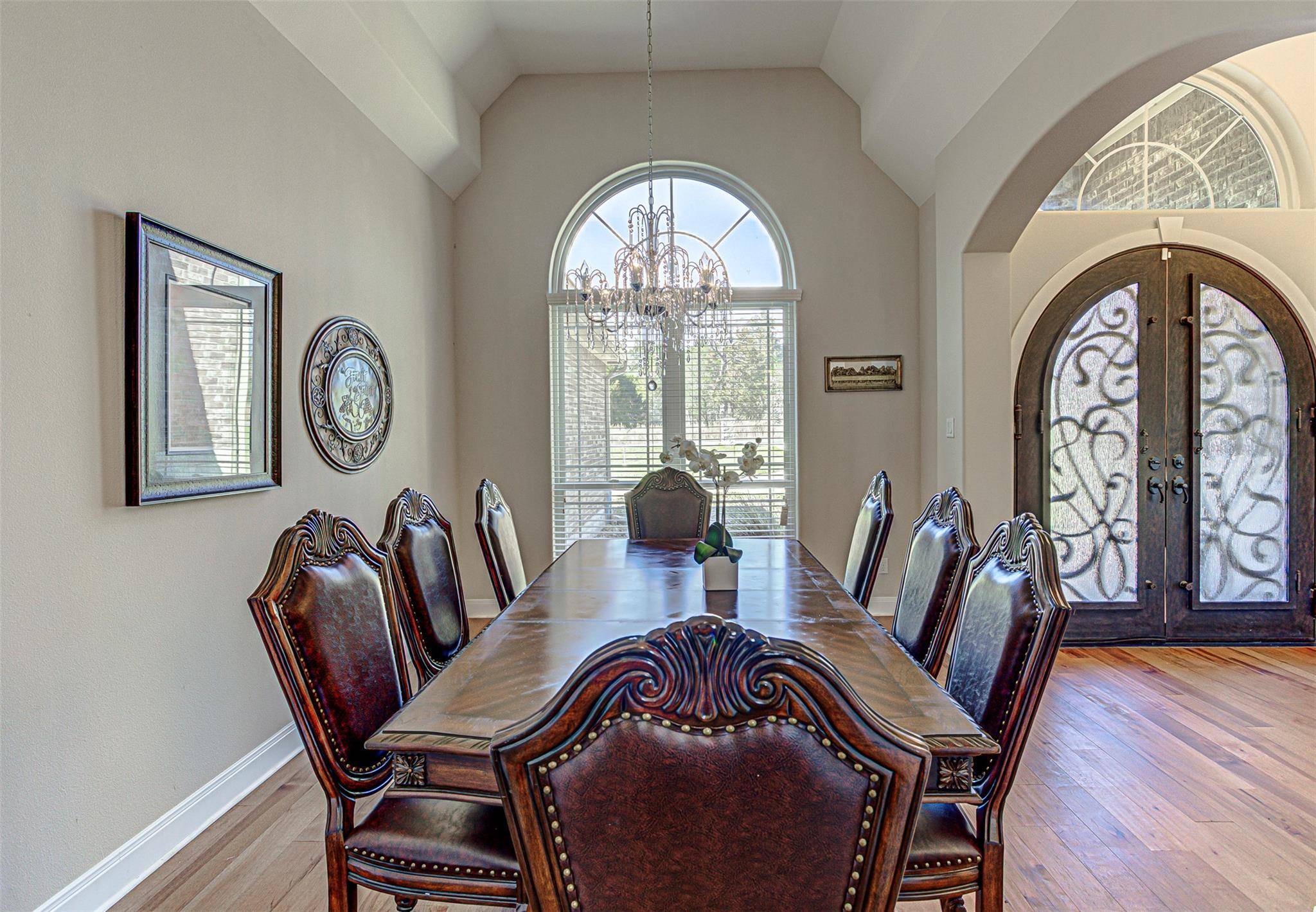 105 Arbors CIR, Elgin, TX 78621