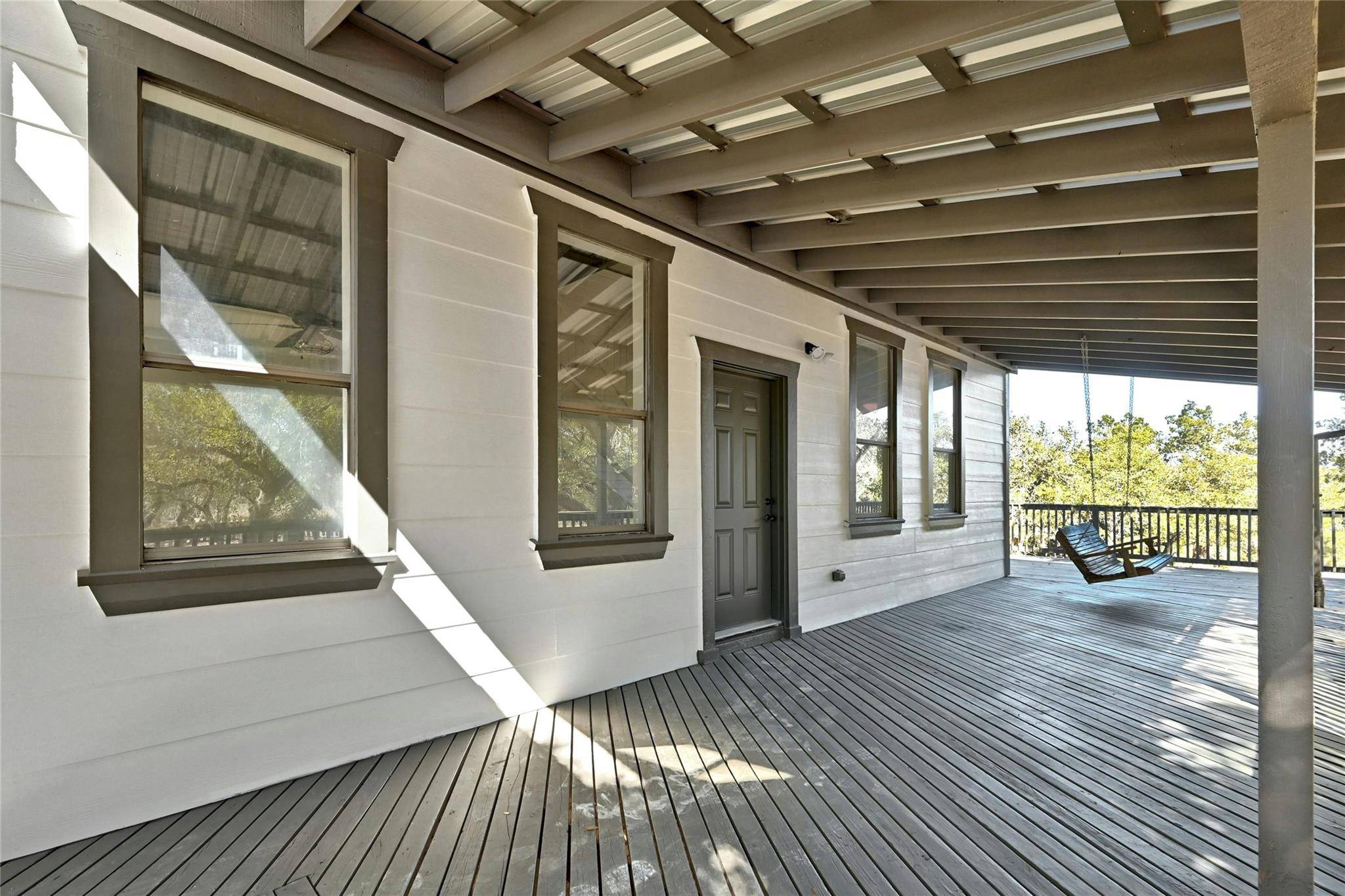 4016 McGregor LN, Dripping Springs, TX 78620