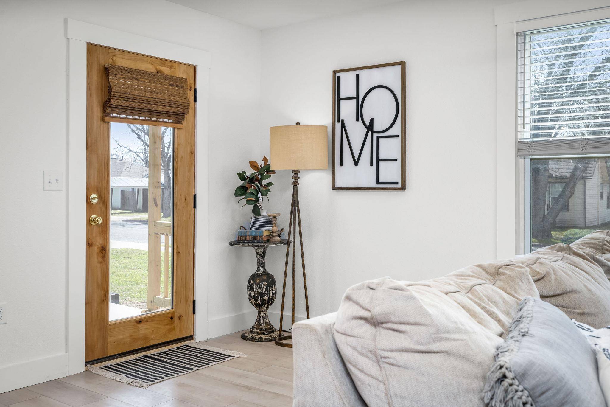 215 Paulus ST, Schulenburg, TX 78956