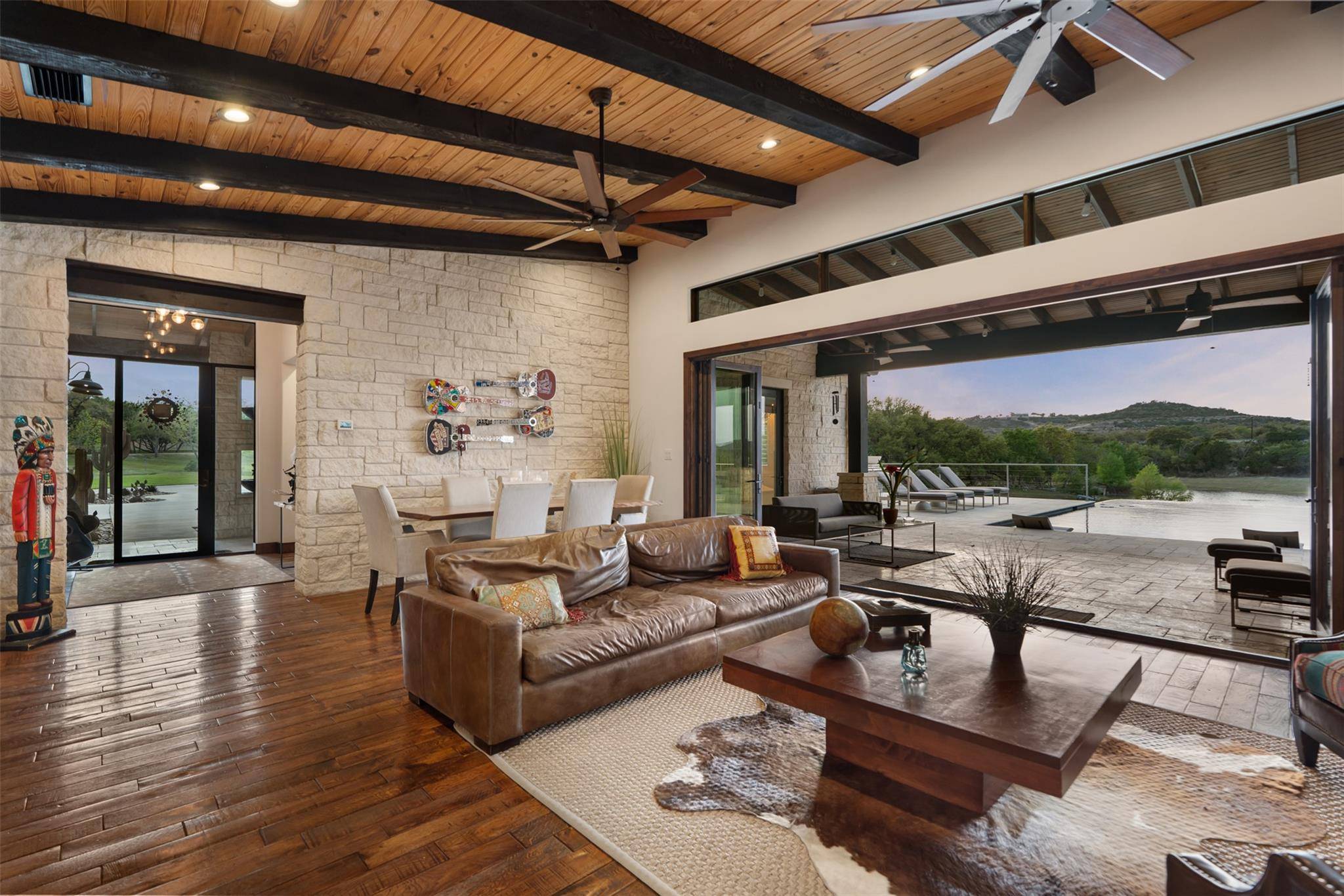 101 Rolling Hills RD, Blanco, TX 78606