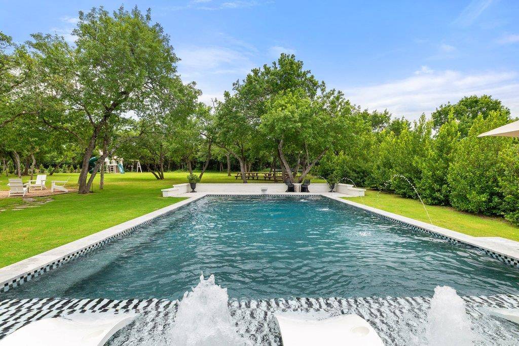 2324 High Lonesome, Leander, TX 78641