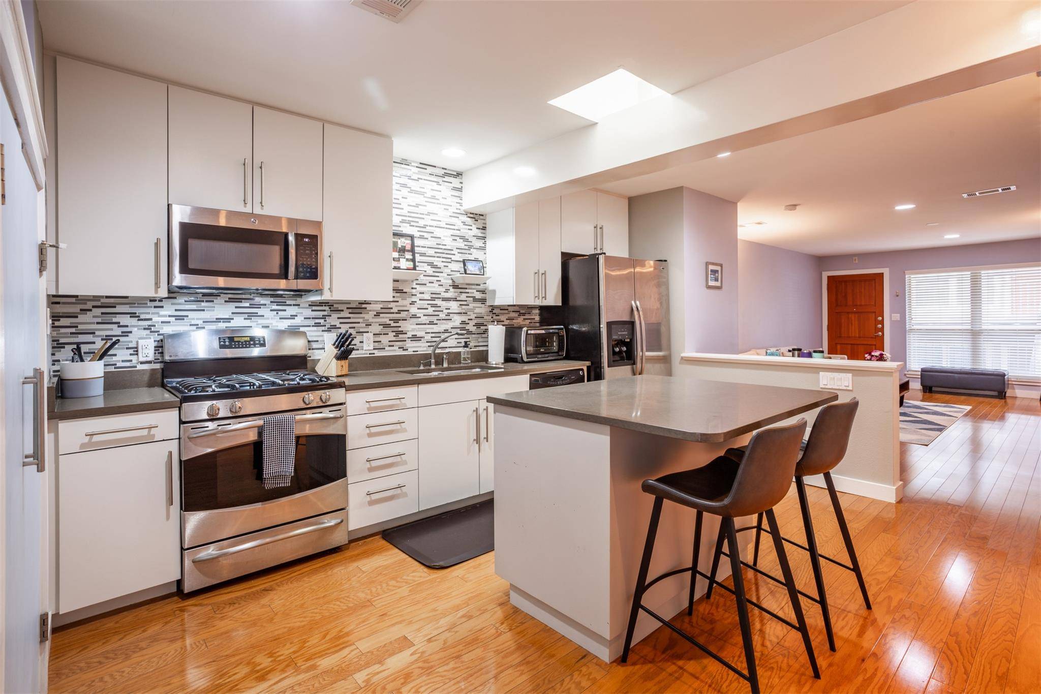 1115 W 10th ST #205, Austin, TX 78703
