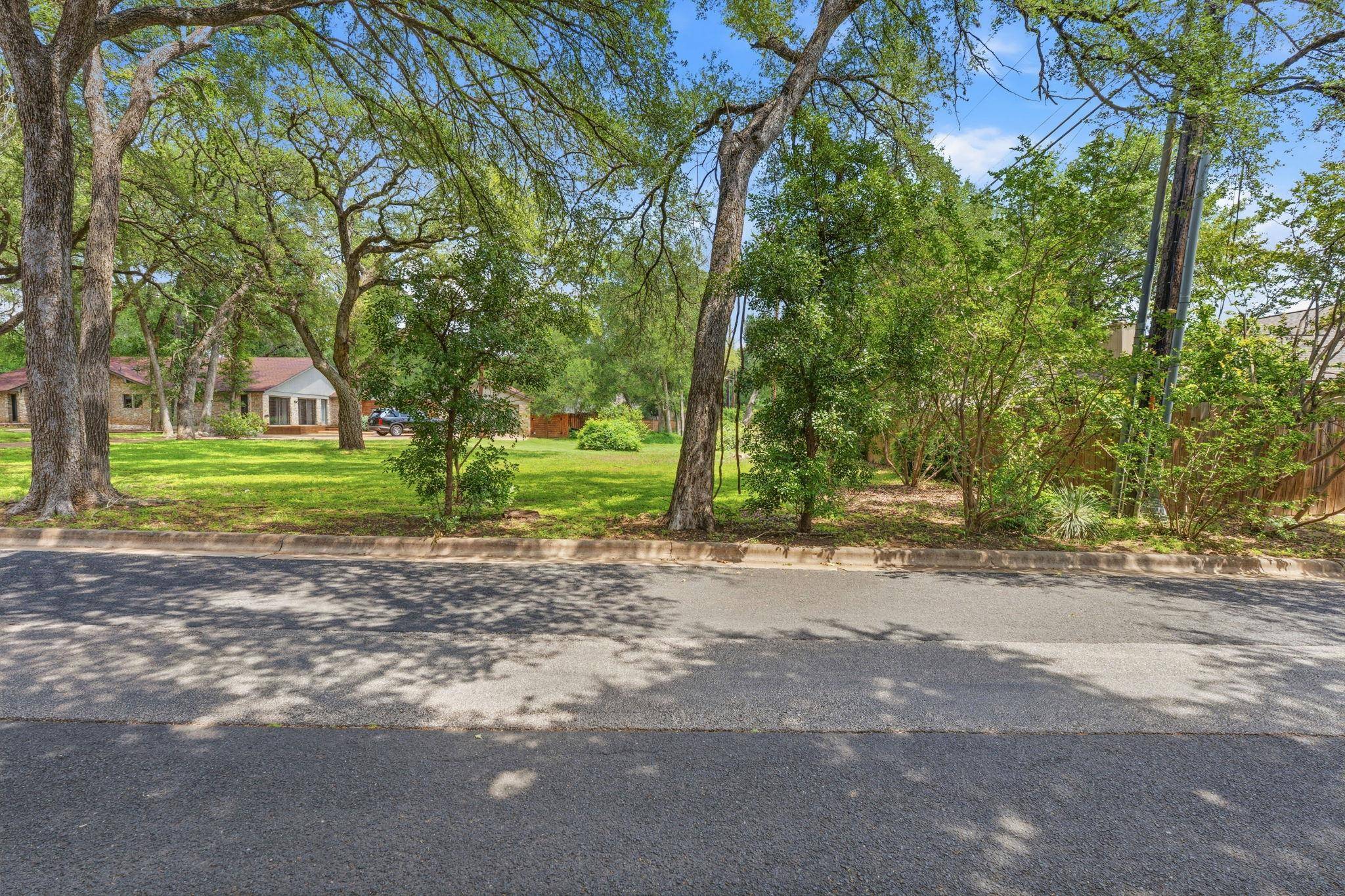 9505 Woodshire DR, Austin, TX 78748